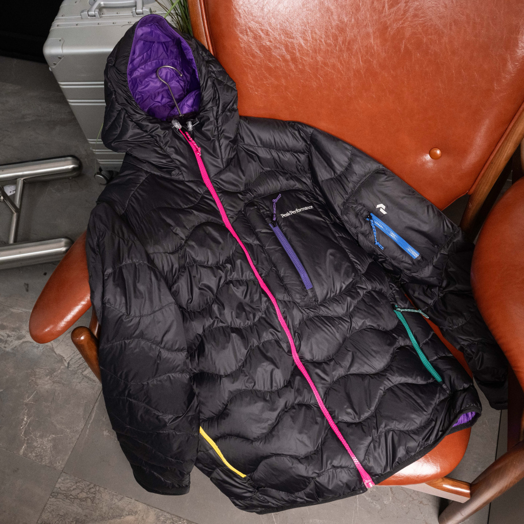 ❗️特价A❗️Peak Performance|壁克峰90鹅绒吐司服配色：运动灰(紫拉链粉内里)、浅沙白