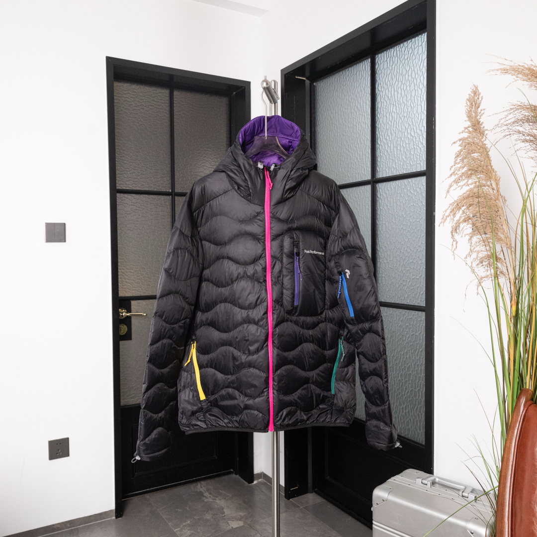 ❗️特价A❗️Peak Performance|壁克峰90鹅绒吐司服配色：运动灰(紫拉链粉内里)、浅沙白