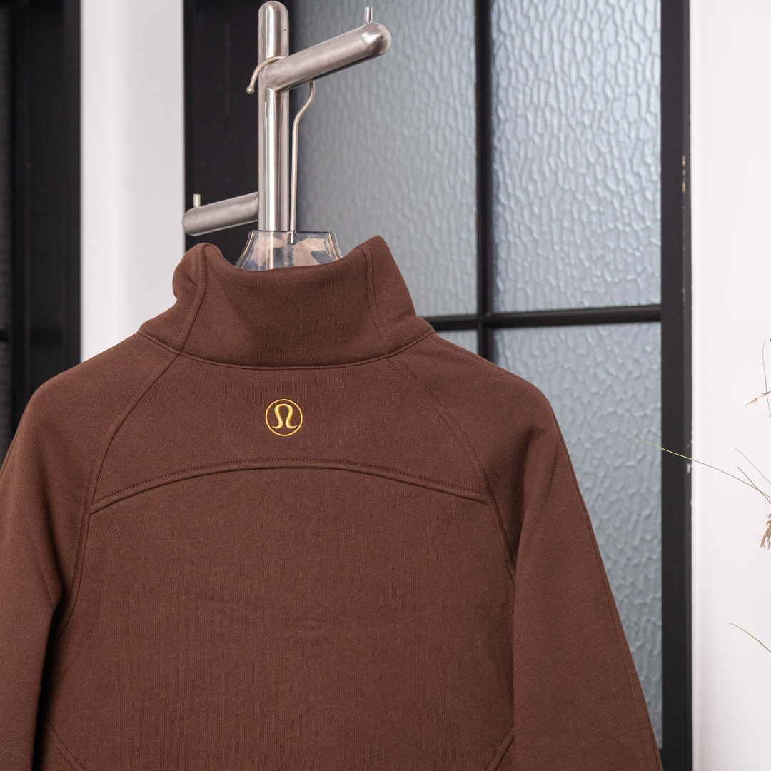 AScuba立领宽松卫衣产品配色:蒸馏咖啡、薰衣草、阴影蓝、骨百色、丝绒粉、板栗粽码数XS/S，M/L，