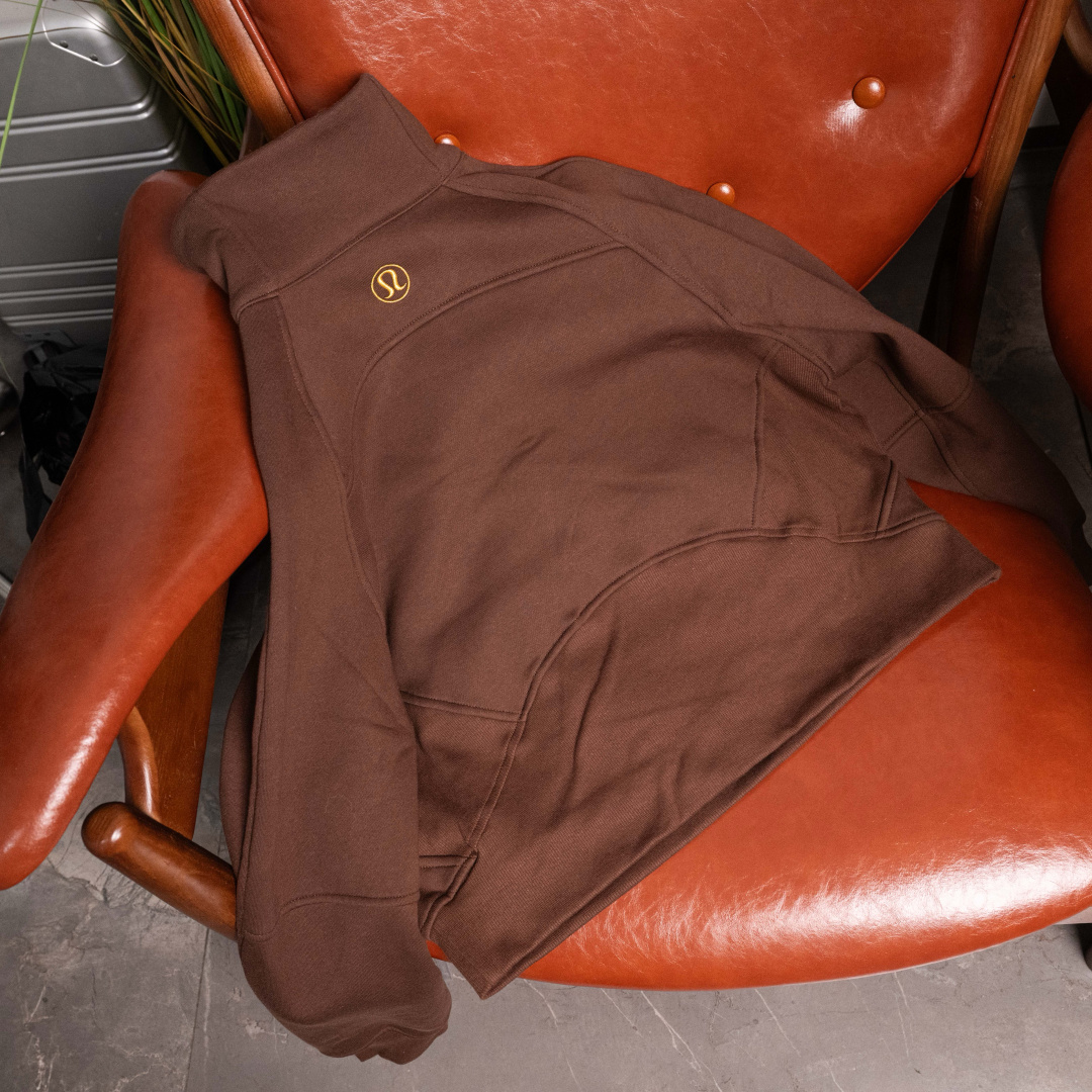 AScuba立领宽松卫衣产品配色:蒸馏咖啡、薰衣草、阴影蓝、骨百色、丝绒粉、板栗粽码数XS/S，M/L，