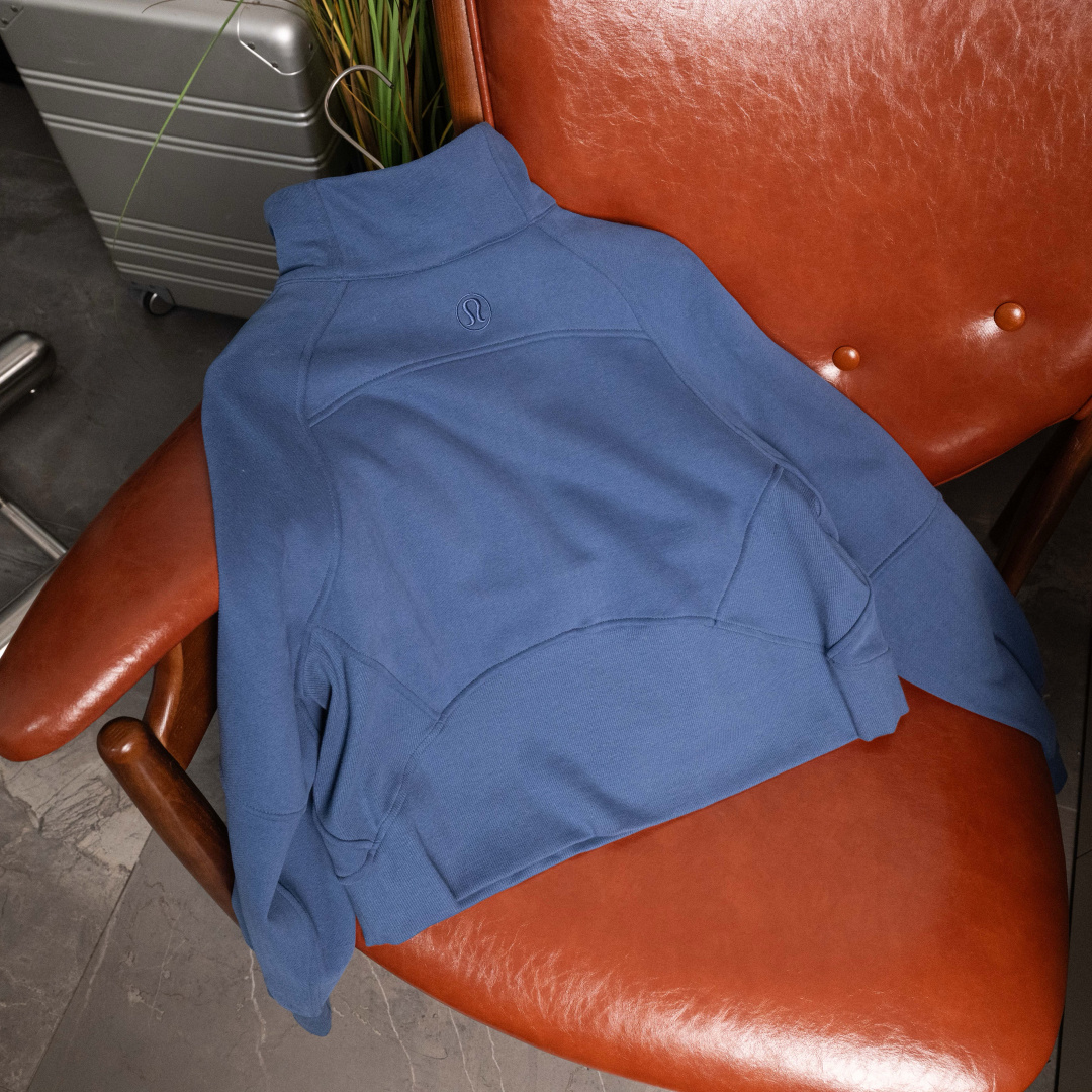 AScuba立领宽松卫衣产品配色:蒸馏咖啡、薰衣草、阴影蓝、骨百色、丝绒粉、板栗粽码数XS/S，M/L，