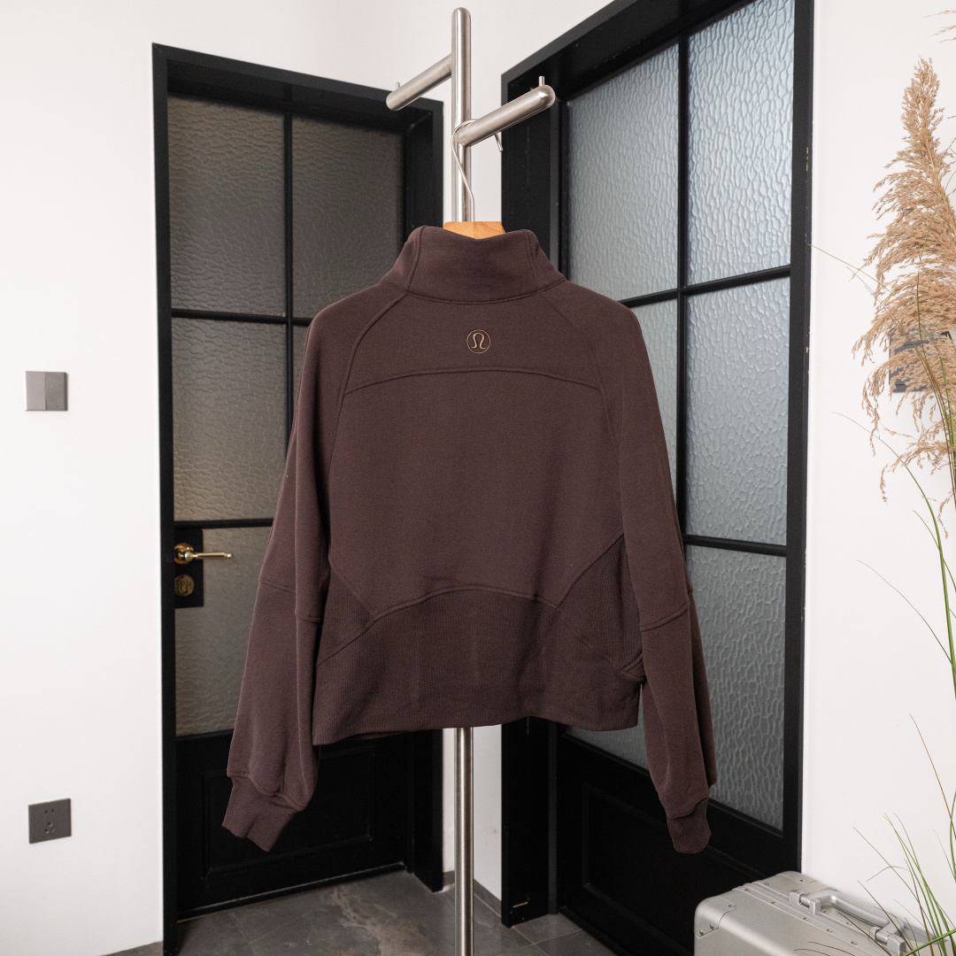 AScuba立领宽松卫衣产品配色:蒸馏咖啡、薰衣草、阴影蓝、骨百色、丝绒粉、板栗粽码数XS/S，M/L，