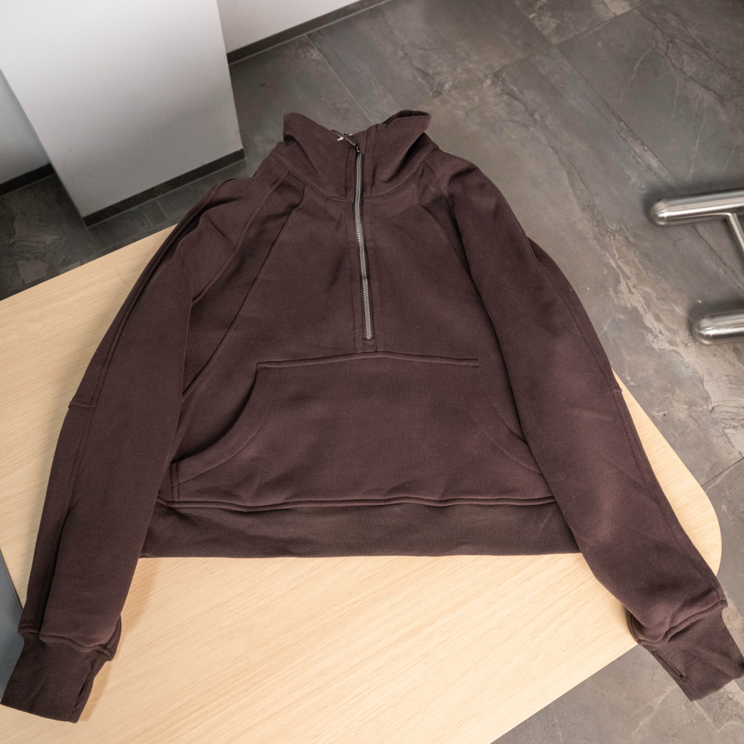 AScuba立领宽松卫衣产品配色:蒸馏咖啡、薰衣草、阴影蓝、骨百色、丝绒粉、板栗粽码数XS/S，M/L，