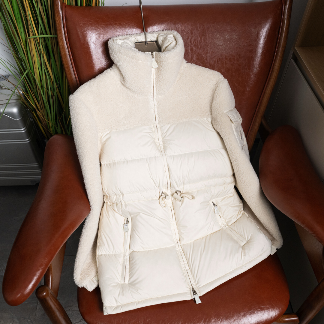 盟可睐 Moncler 高级成衣风衣外套及大衣服饰 #750104A4 4