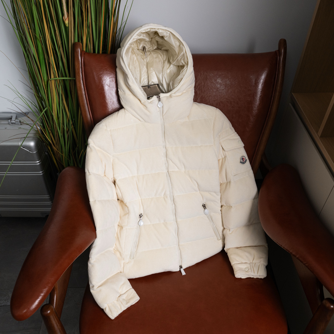盟可睐 Moncler 高级成衣风衣外套及大衣服饰 #DE406218 7