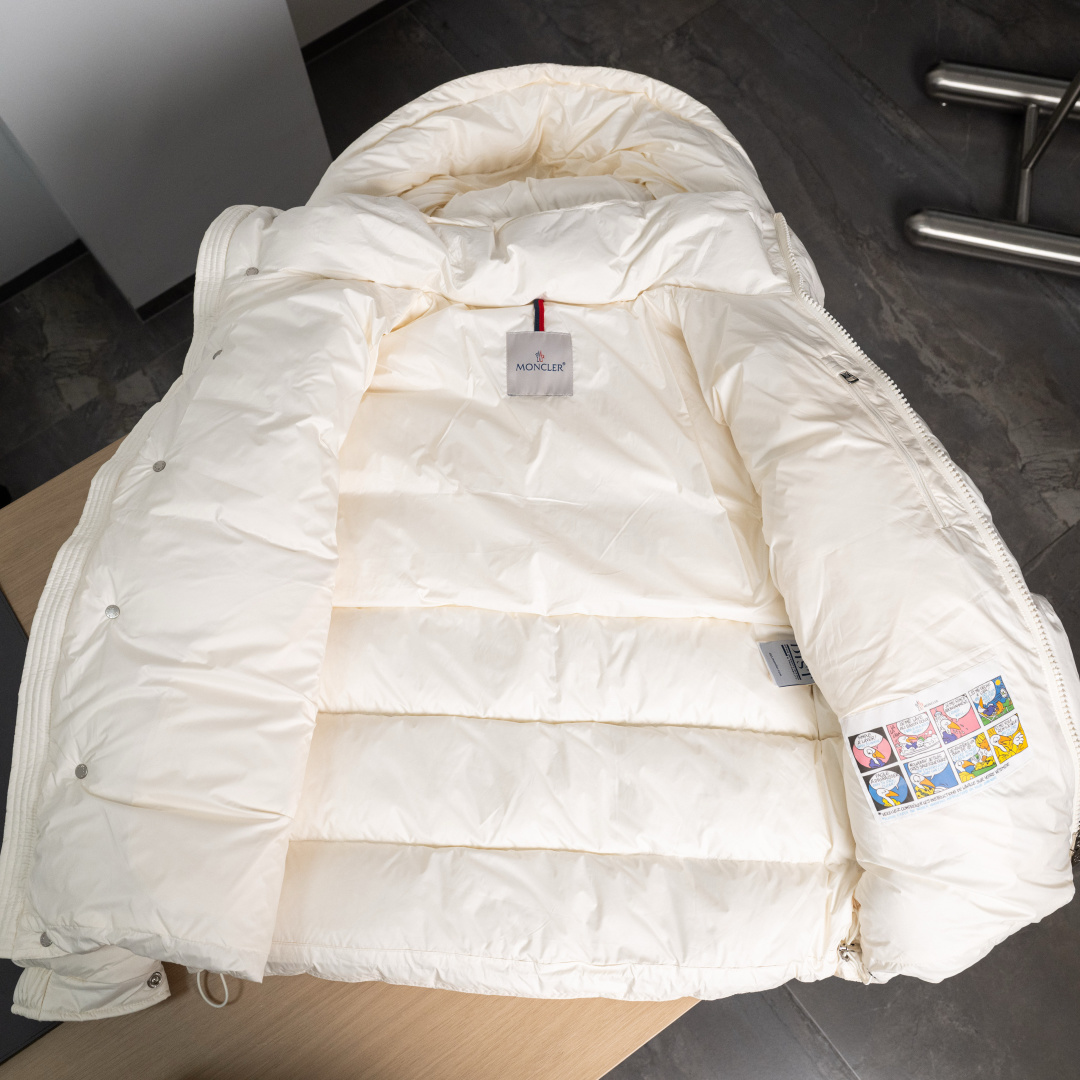 盟可睐 Moncler 高级成衣风衣外套及大衣服饰 #8C87AC7E 4