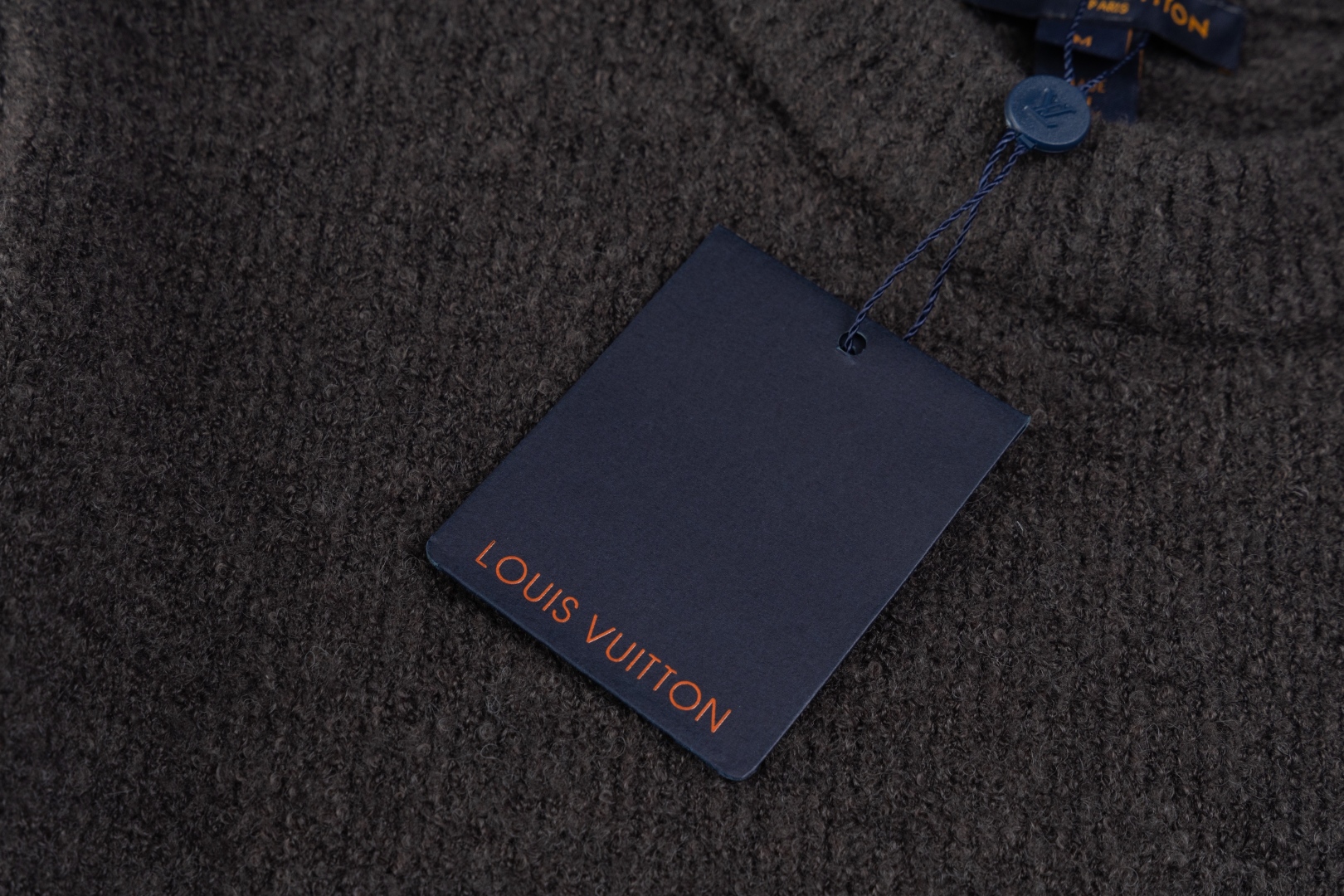 Louis Vuitton Wool Blend Sweater with Clover Logo and Monogram Details 10 cmp i1736456971135 5740 0 8