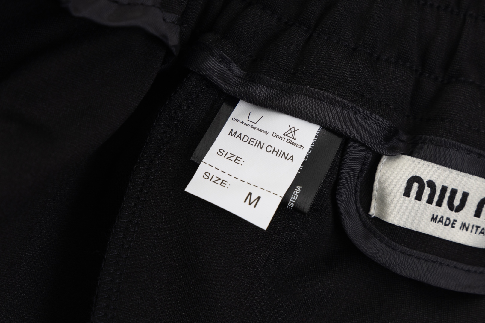 Modern Classic Urban Leisure Sports Shorts in High-Intensity Fabric - 图片 6