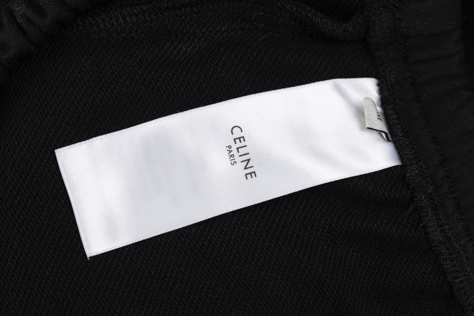 Celine 25SS Print Shorts with Custom Logo Hardware and YB Color Distribution - 图片 7