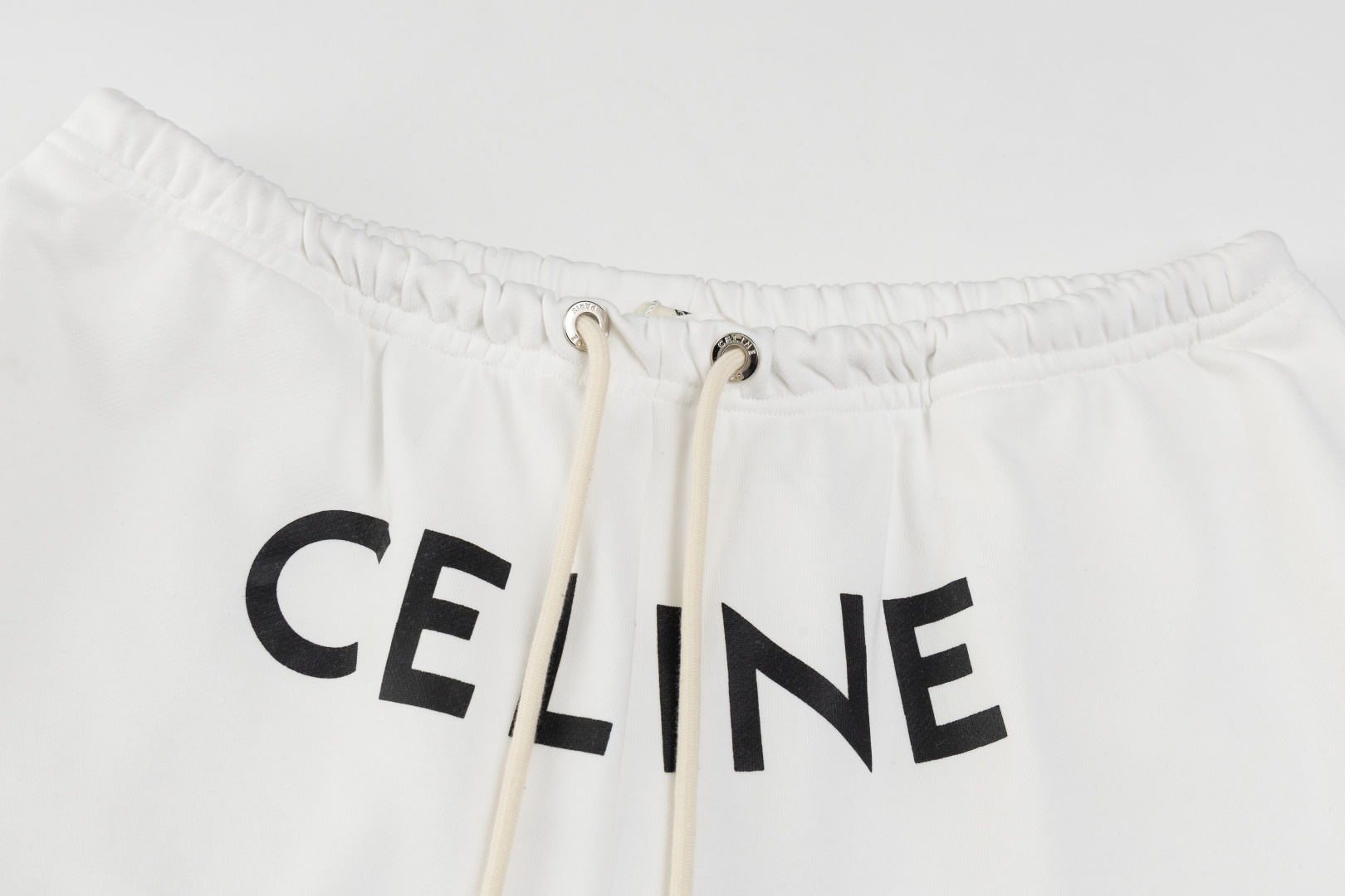 New Celine 25SS Print Shorts with Logo Hardware – Detailed and Stylish Design - 图片 3
