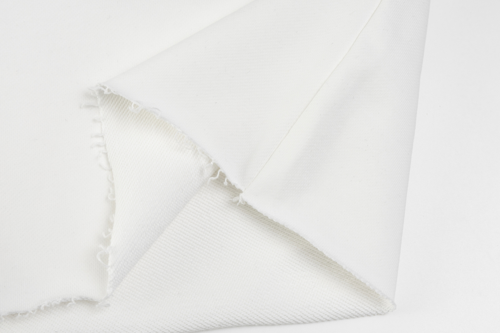 New Celine 25SS Print Shorts with Logo Hardware – Detailed and Stylish Design - 图片 7