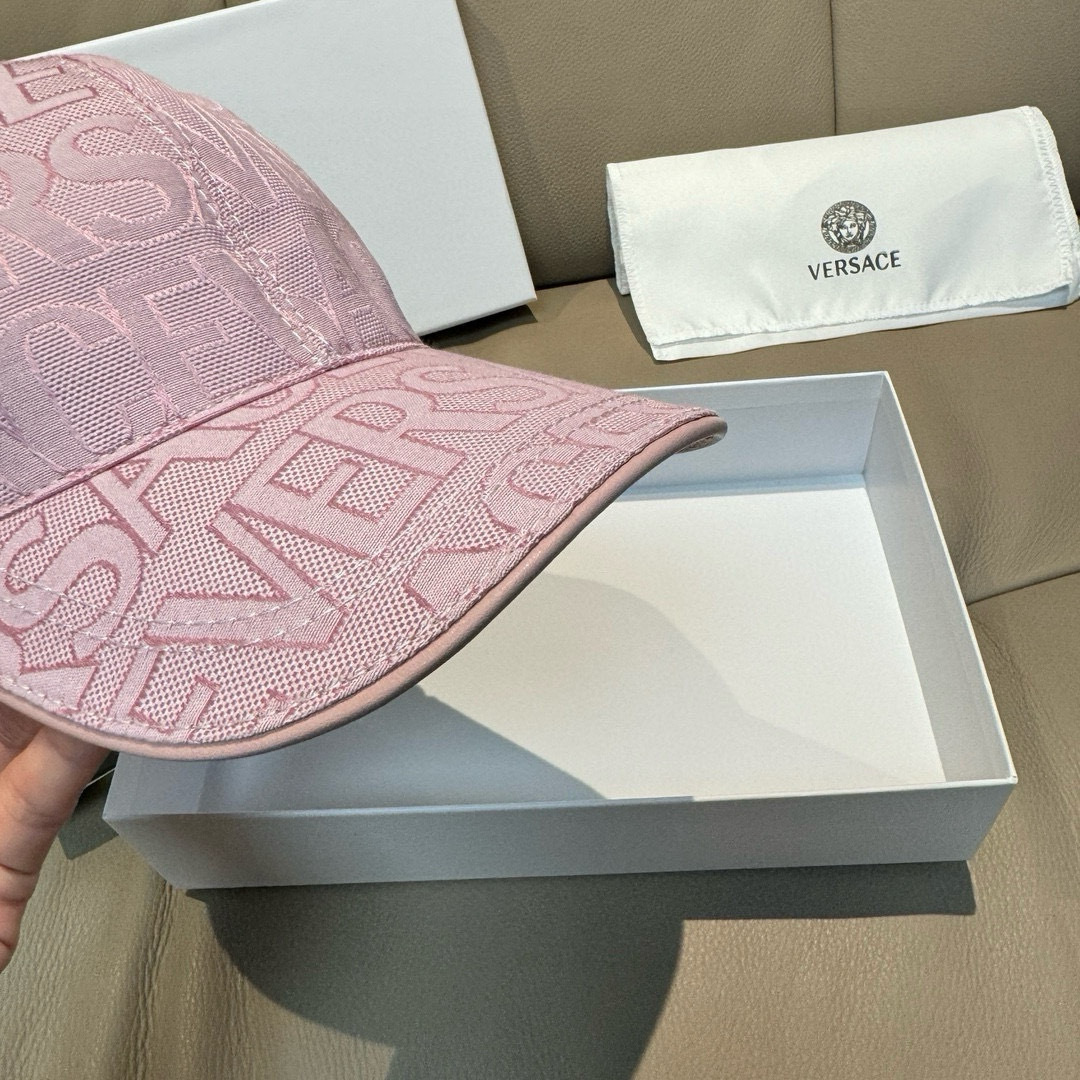 High-Quality Versace Baseball Cap Set with Packaging Bags and Accessories Lot 126 - 图片 5