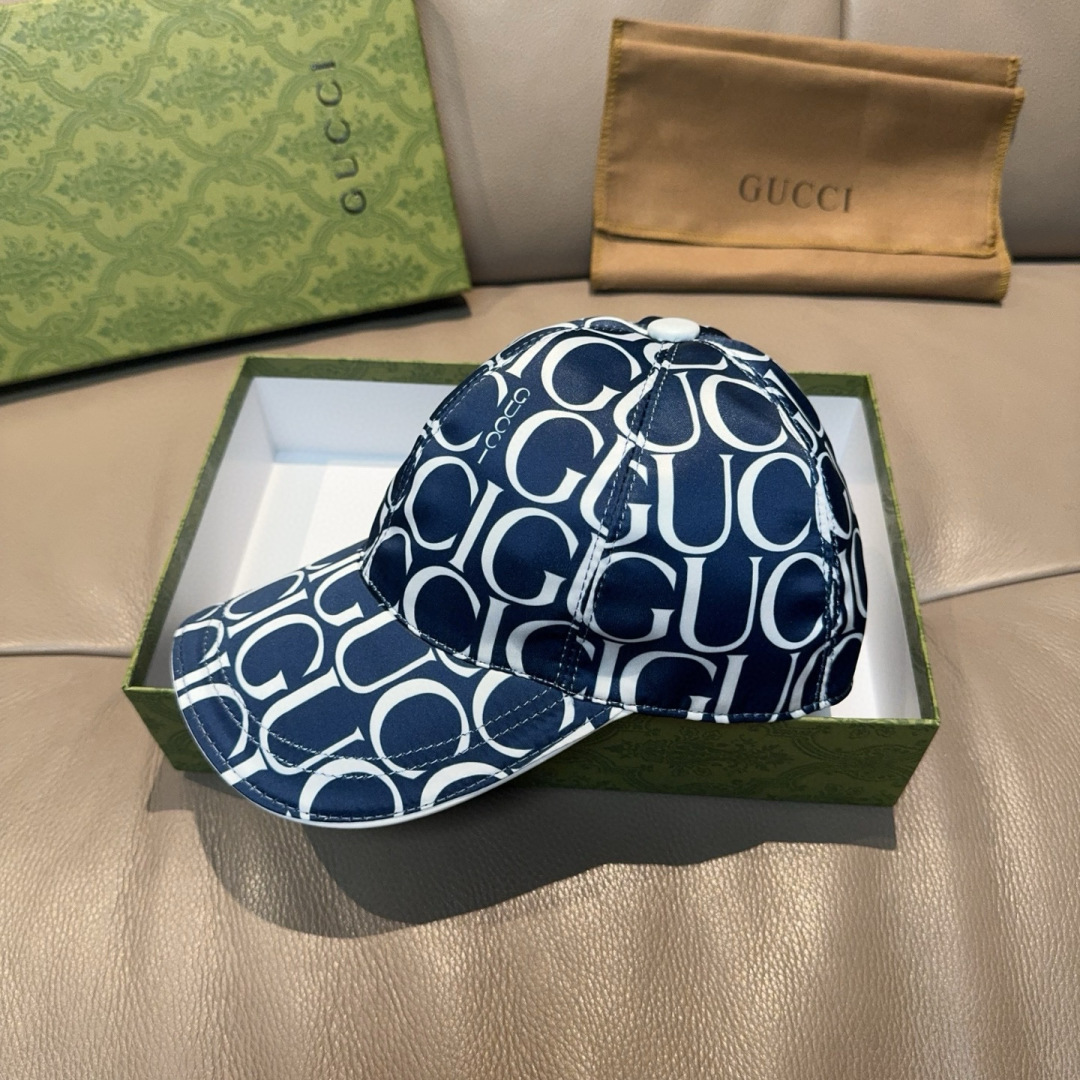 
配盒子布袋，Gucci(古奇)新款原单棒球帽， GUCCI丝印，专柜11开模订制，原版帆布料+头层牛皮