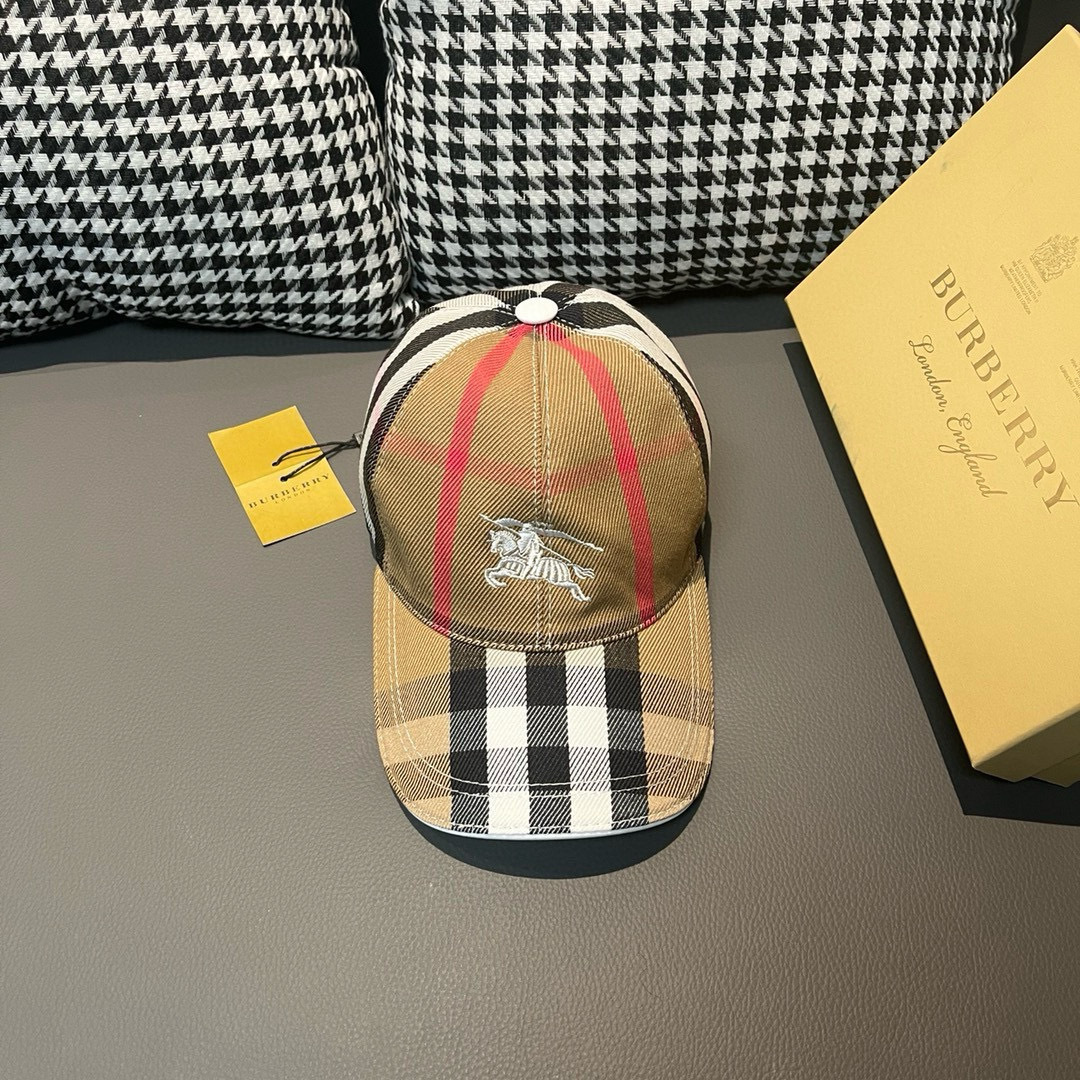 
配盒子布袋，Burberry（巴宝莉）新款原单棒球帽，11开模订制，标志性战马刺绣，精致无暇！原版斜纹