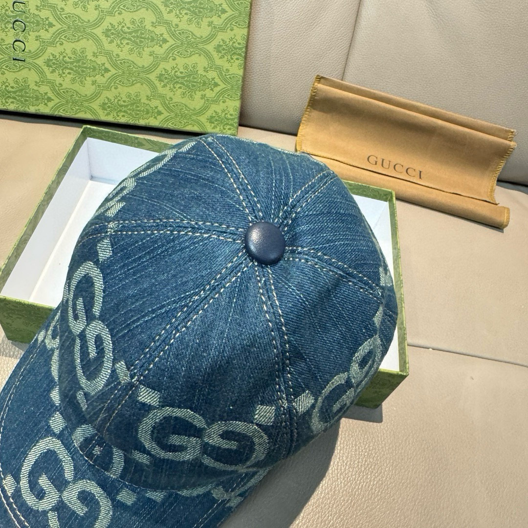 
配包装布袋，Gucci古奇新款原单棒球帽， 大双G，专柜11开模订制，完美对花，原版帆布面料+头层牛皮