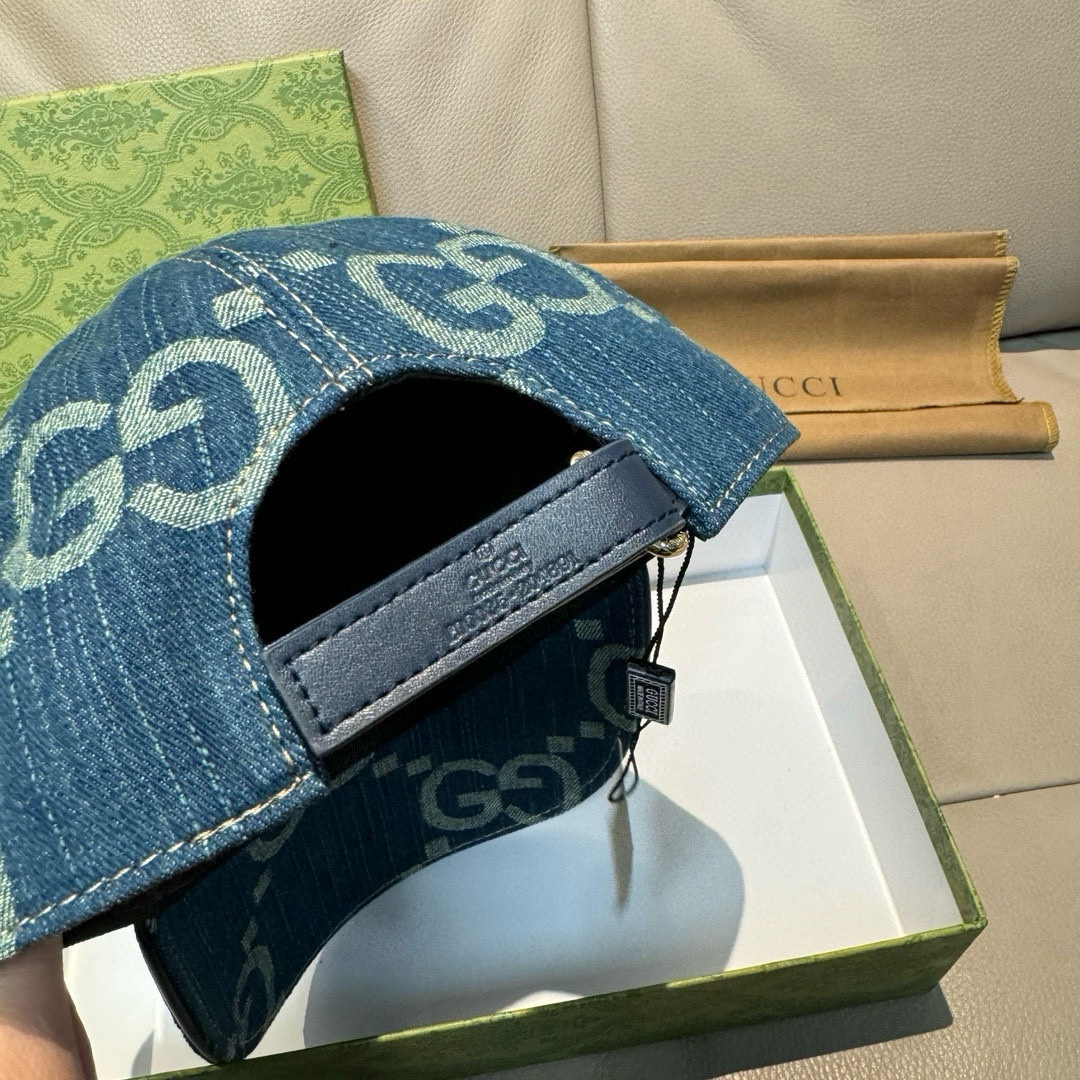 
配包装布袋，Gucci古奇新款原单棒球帽， 大双G，专柜11开模订制，完美对花，原版帆布面料+头层牛皮