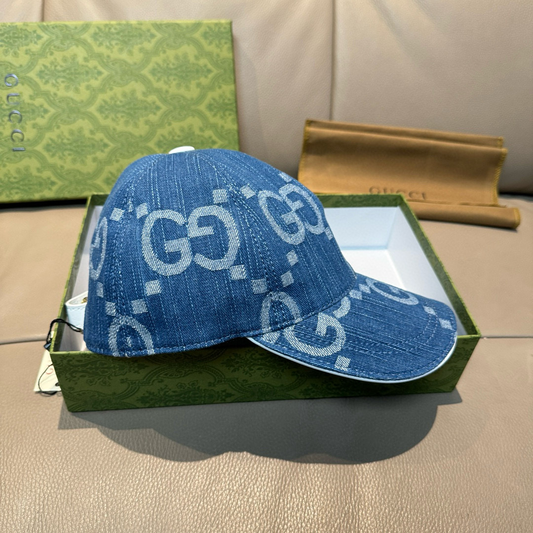 
配包装布袋，Gucci古奇新款原单棒球帽， 大双G，专柜11开模订制，完美对花，原版帆布面料+头层牛皮