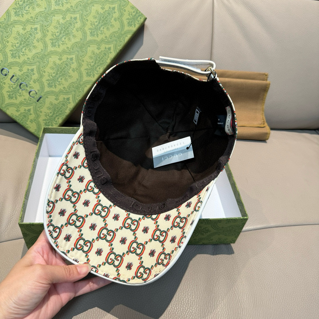 
新款出货
配盒子布袋，Gucci(古奇)新款原单棒球帽， 双G昆虫印花，专柜11，进口帆布+头层牛皮，