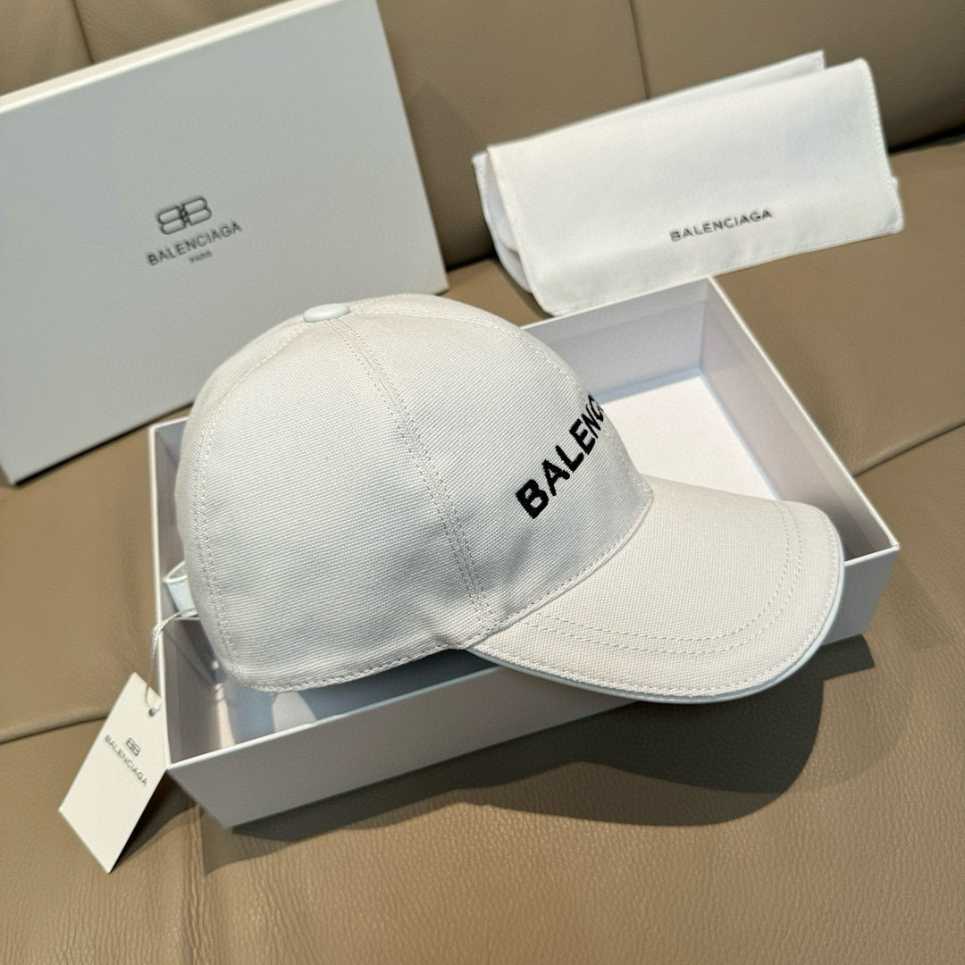 
配盒子布袋，Balenciaga（巴黎世家）经典原单棒球帽，11开模订制，全新立体刺绣，精致无暇！原版