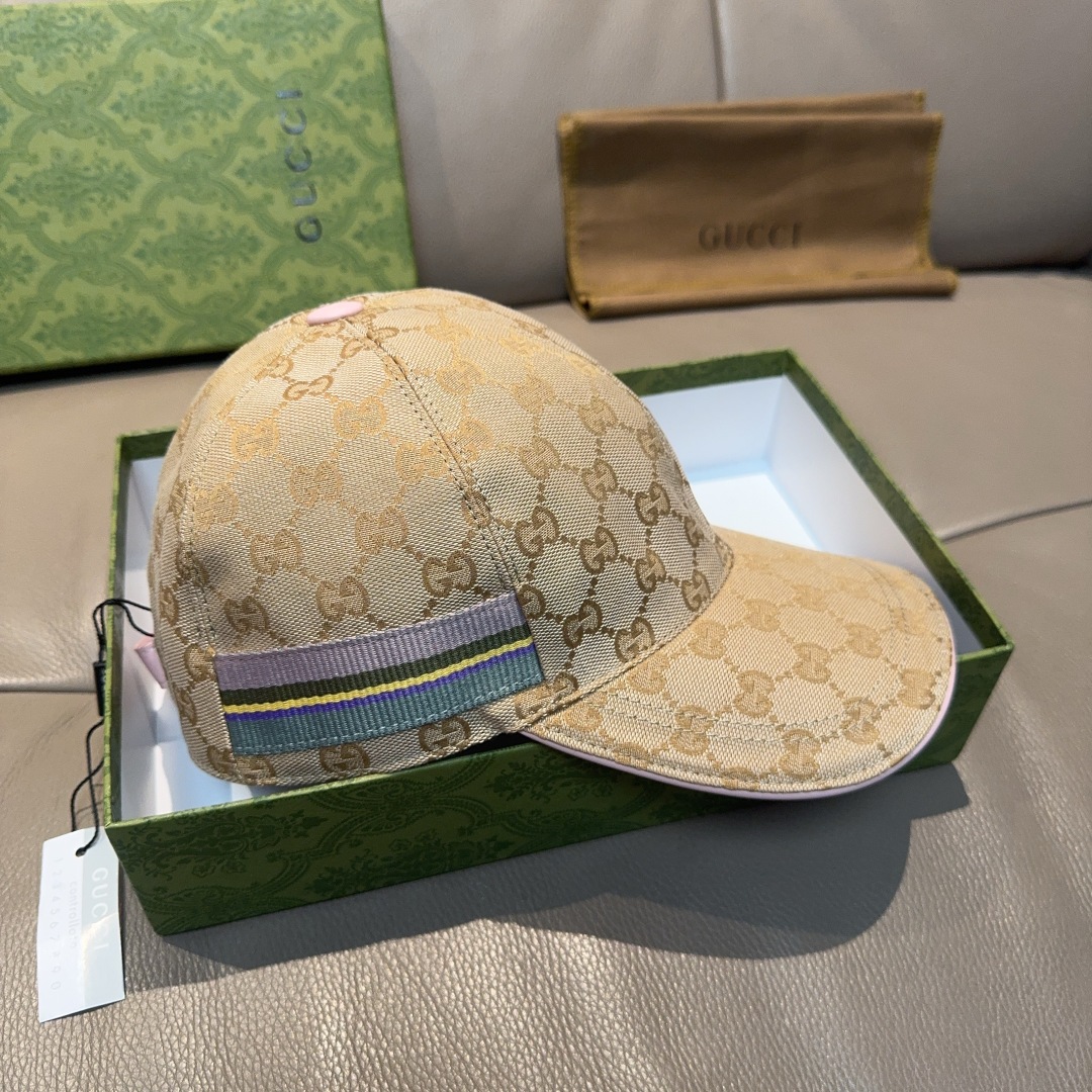 
万年经典款新色出货！
配盒子布袋，Gucci(古奇)经典原单棒球帽😍😍专柜11开模订制，最高版本，原版