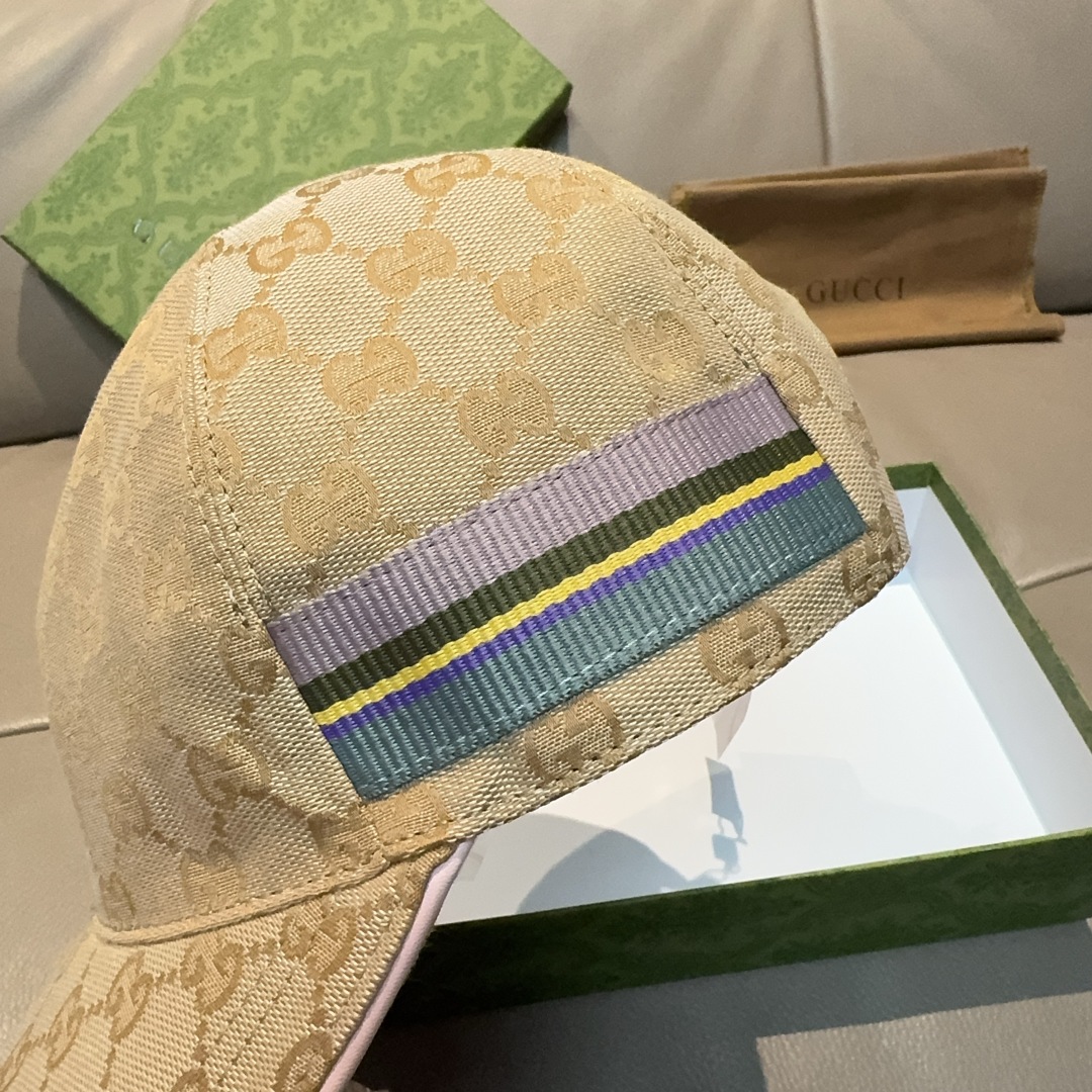 
万年经典款新色出货！
配盒子布袋，Gucci(古奇)经典原单棒球帽😍😍专柜11开模订制，最高版本，原版