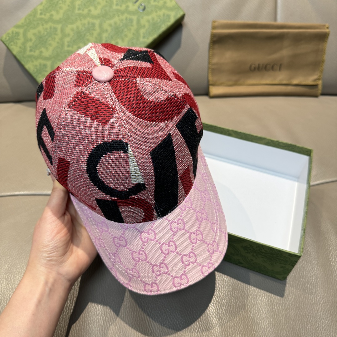
古奇2025新款
配盒子布袋，Gucci(古奇)新款原单棒球帽😍涂鸦艺术棒球帽😍专柜11开模订制，最高