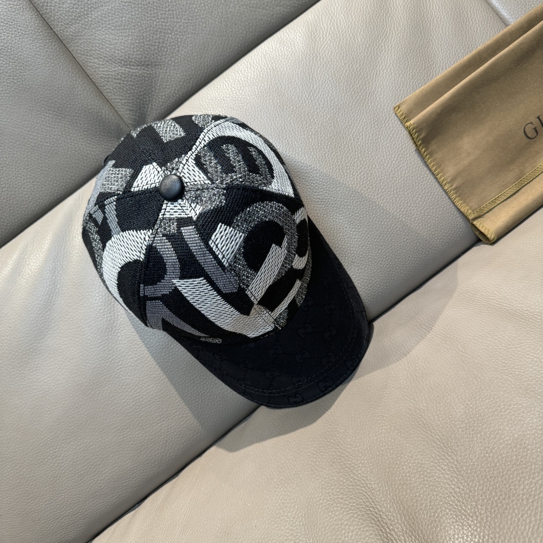 
古奇2025新款
配盒子布袋，Gucci(古奇)新款原单棒球帽😍涂鸦艺术棒球帽😍专柜11开模订制，最高