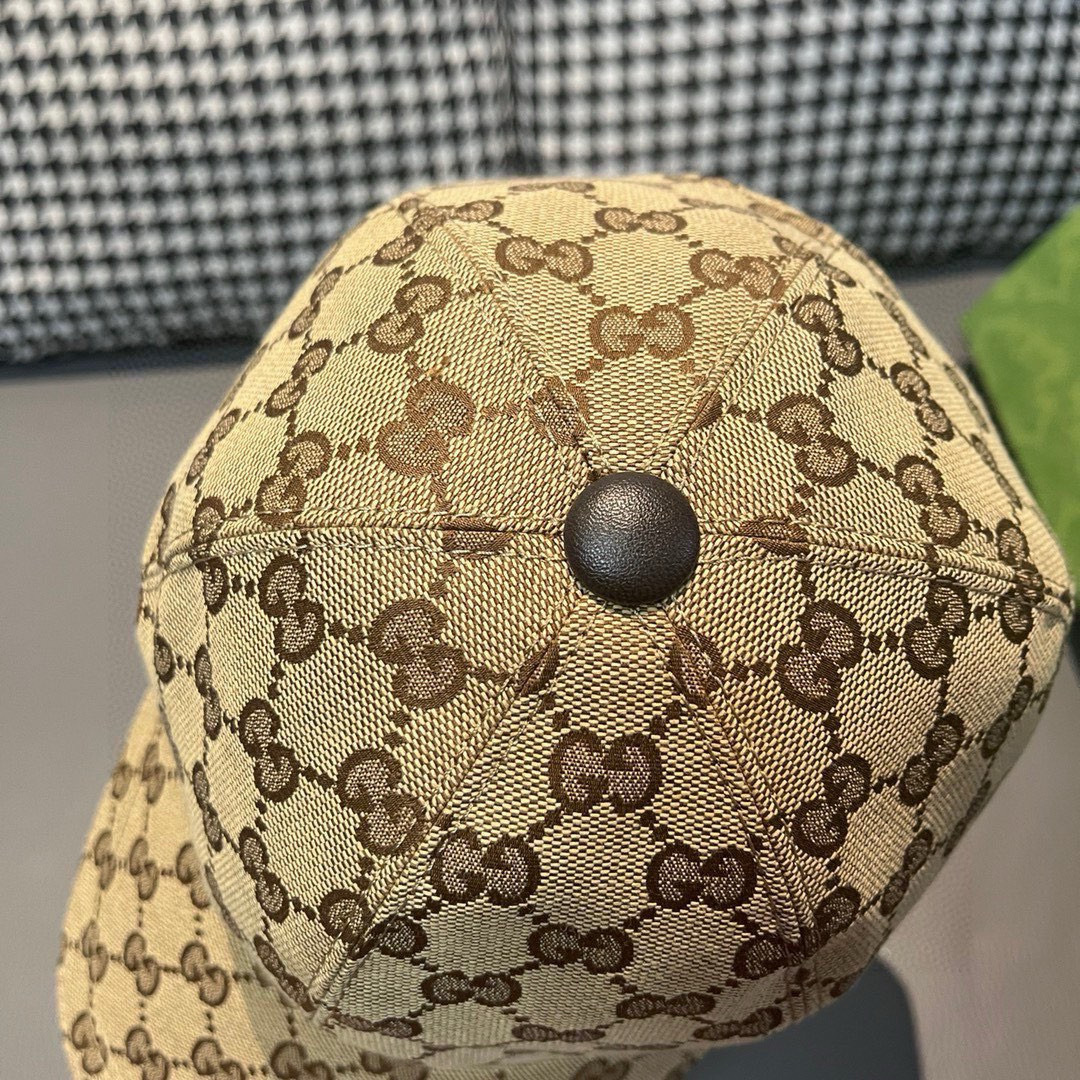 
配盒子布袋，Gucci(古奇)经典原单棒球帽，鲜花织带，专柜11开模订制，最高版本，原版帆布料+头层牛