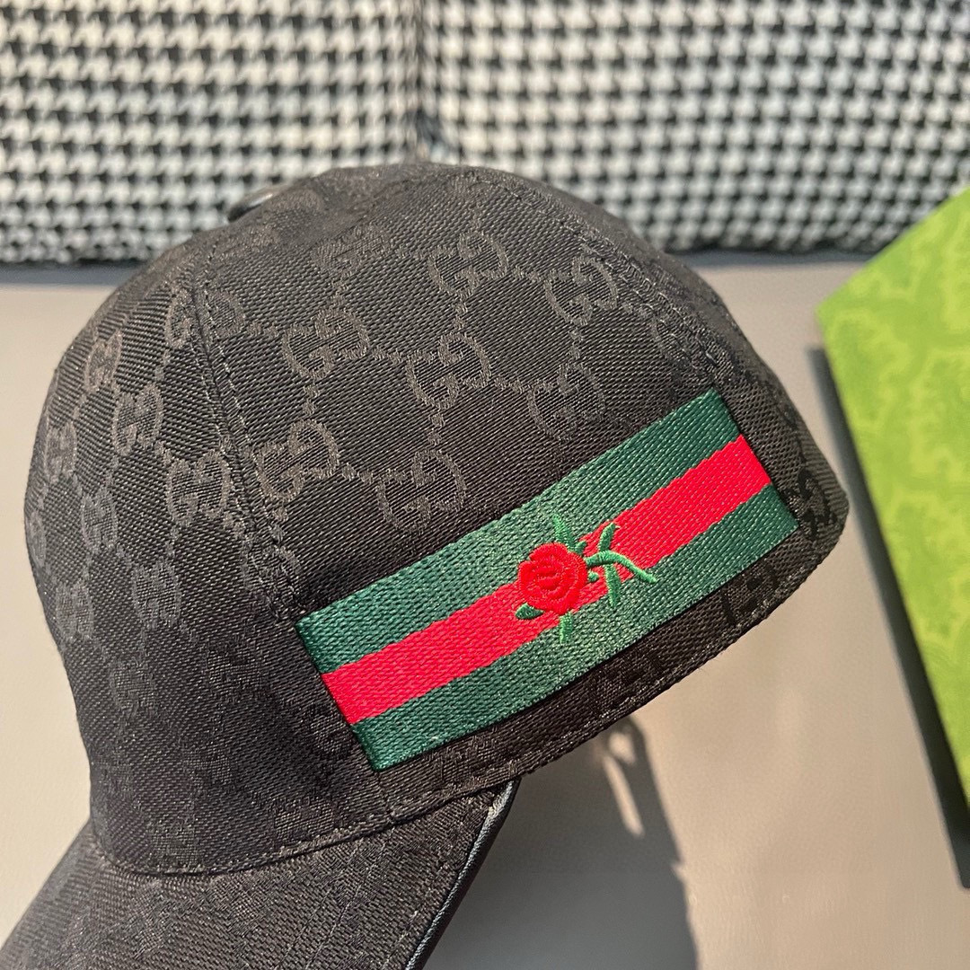 
配盒子布袋，Gucci(古奇)经典原单棒球帽，鲜花织带，专柜11开模订制，最高版本，原版帆布料+头层牛