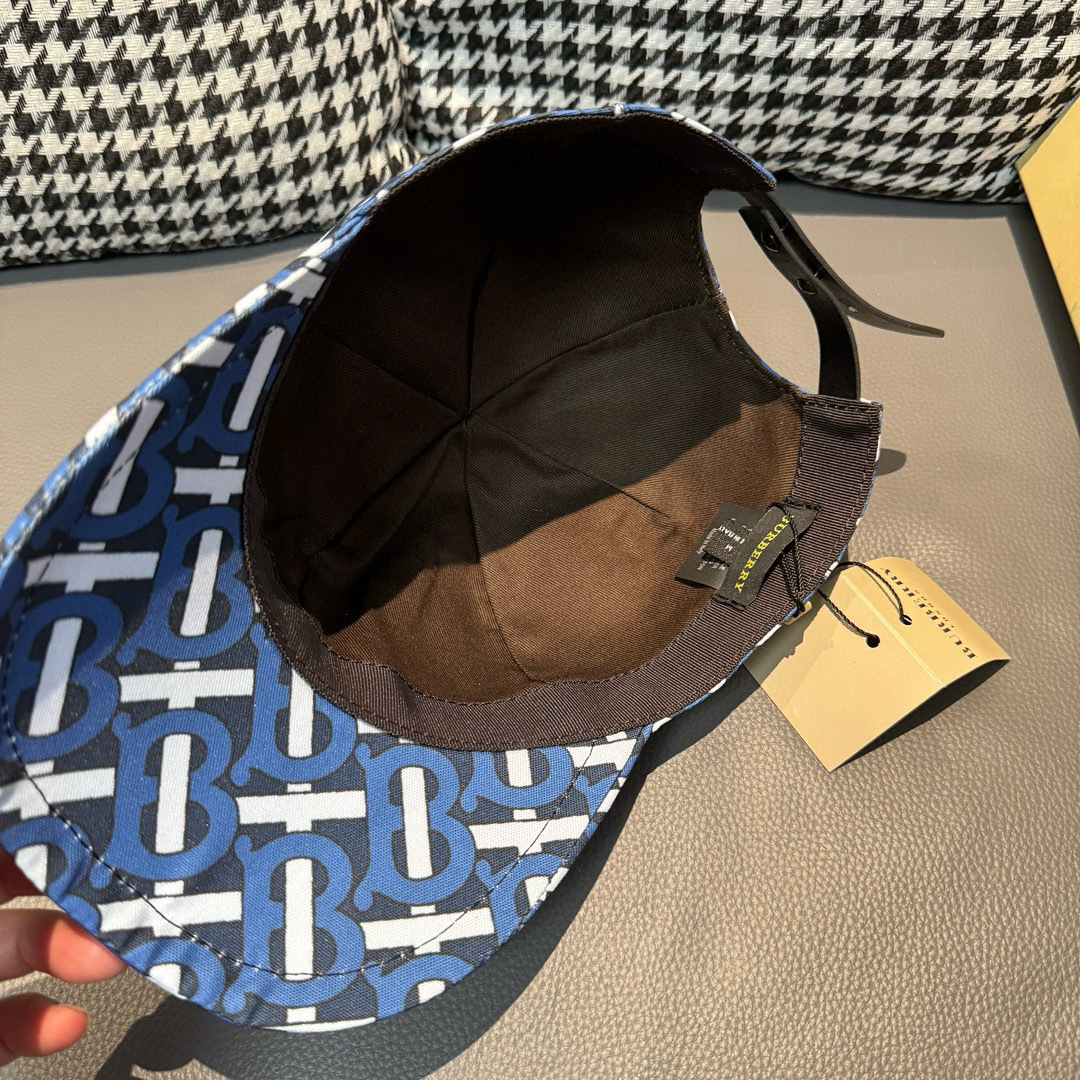 
配盒子布袋，Burberry（巴宝莉）最新款棒球帽，正品开模订制，全新TB图纹，原版印花面料，做工细致