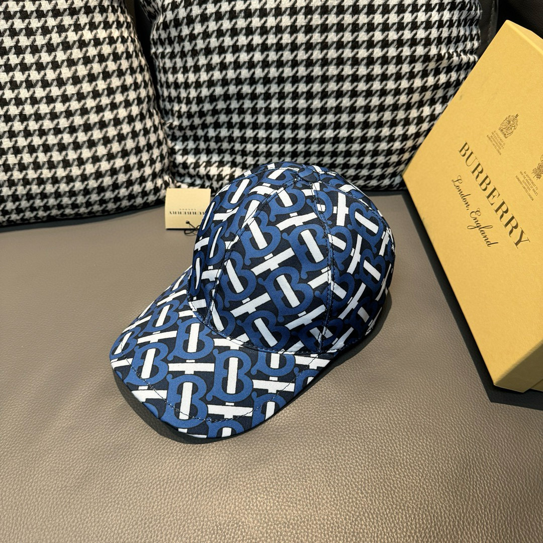 
配盒子布袋，Burberry（巴宝莉）最新款棒球帽，正品开模订制，全新TB图纹，原版印花面料，做工细致