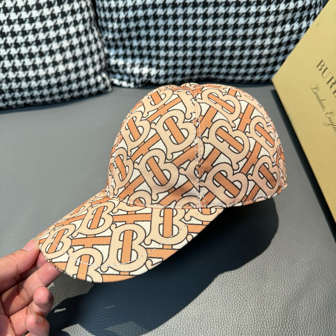 
配盒子布袋，Burberry（巴宝莉）最新款棒球帽，正品开模订制，全新TB图纹，原版印花面料，做工细致