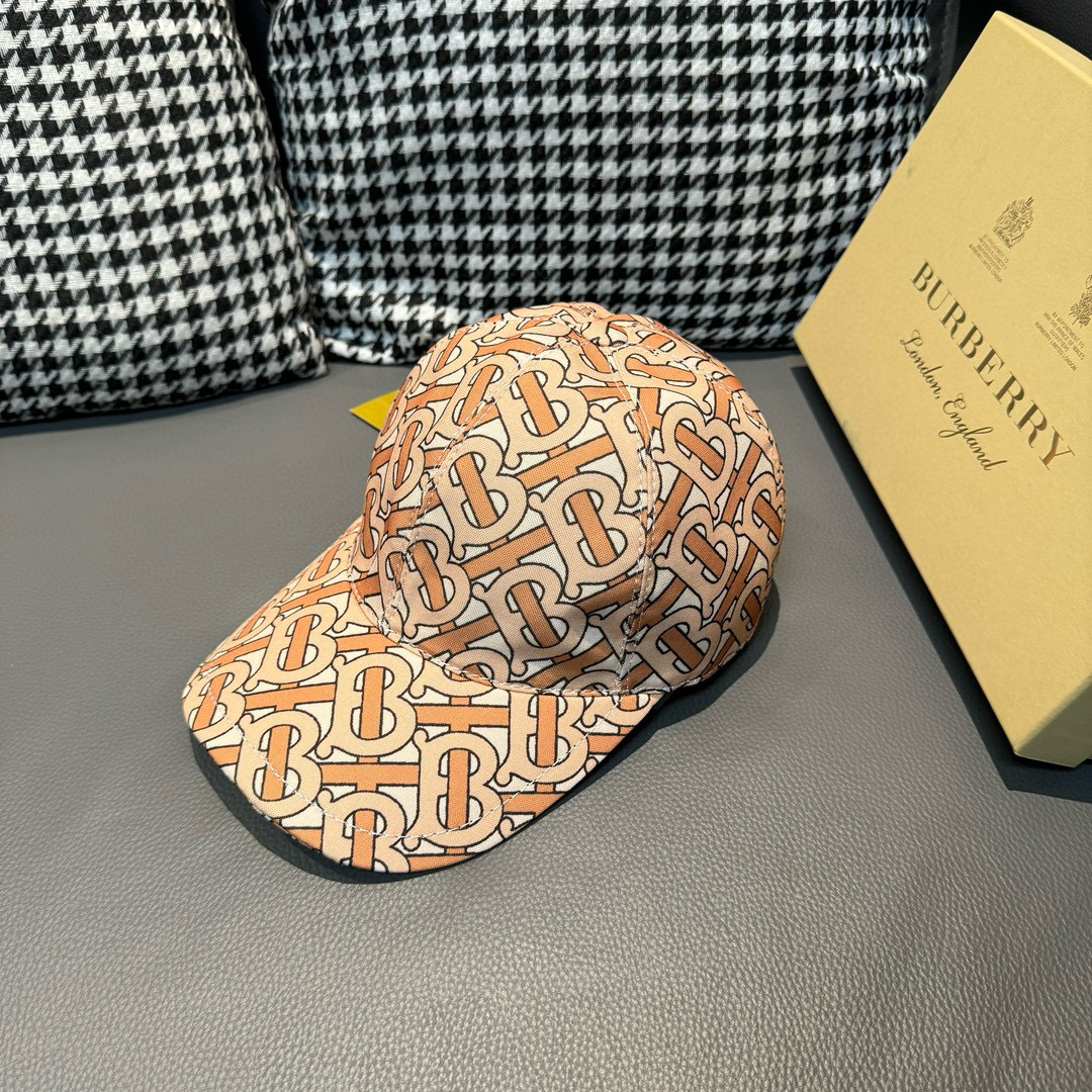 
配盒子布袋，Burberry（巴宝莉）最新款棒球帽，正品开模订制，全新TB图纹，原版印花面料，做工细致