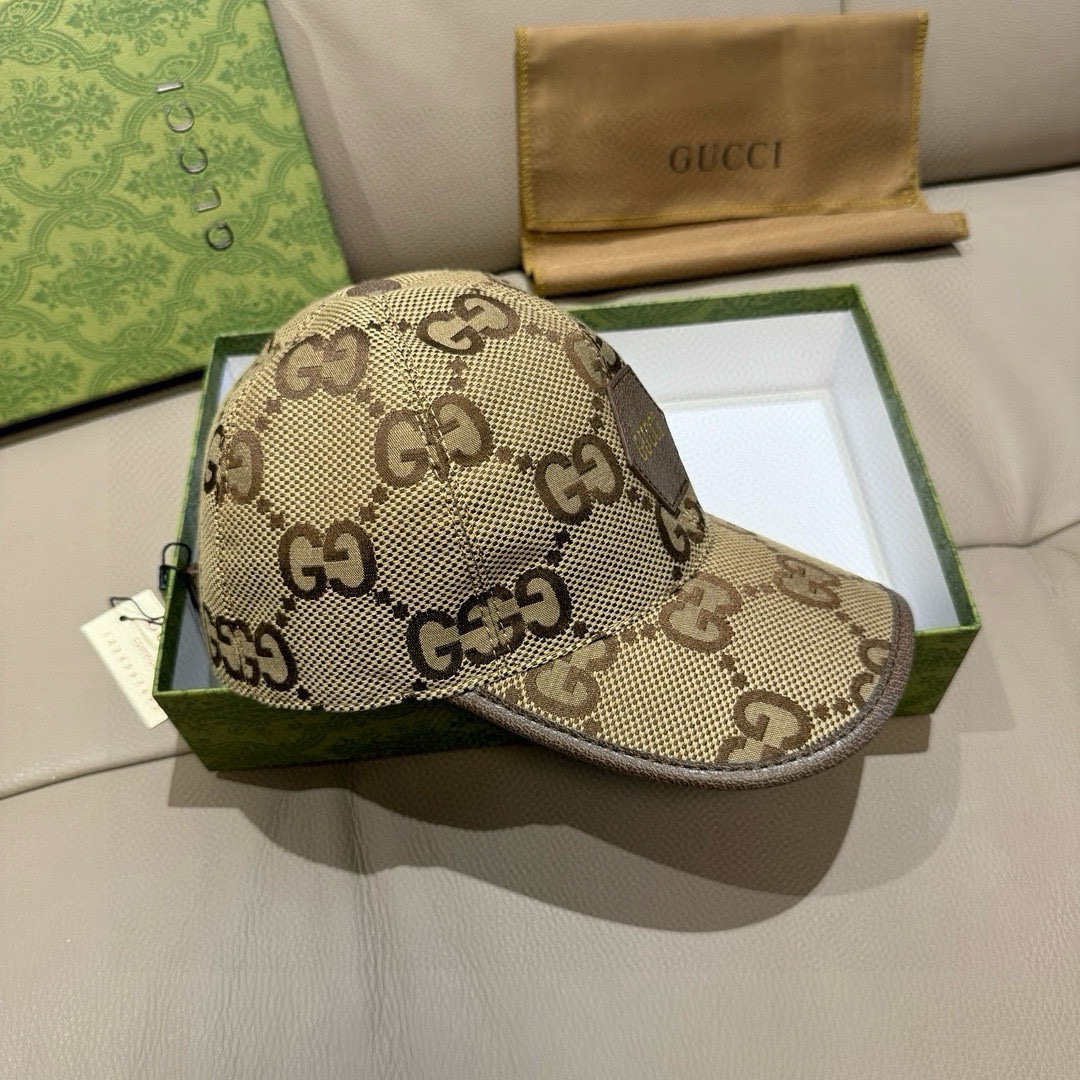 
配包装布袋，Gucci(古奇)新款原单棒球帽，Gucci烫金，专柜最新款，11开模订制，正版开模，原版