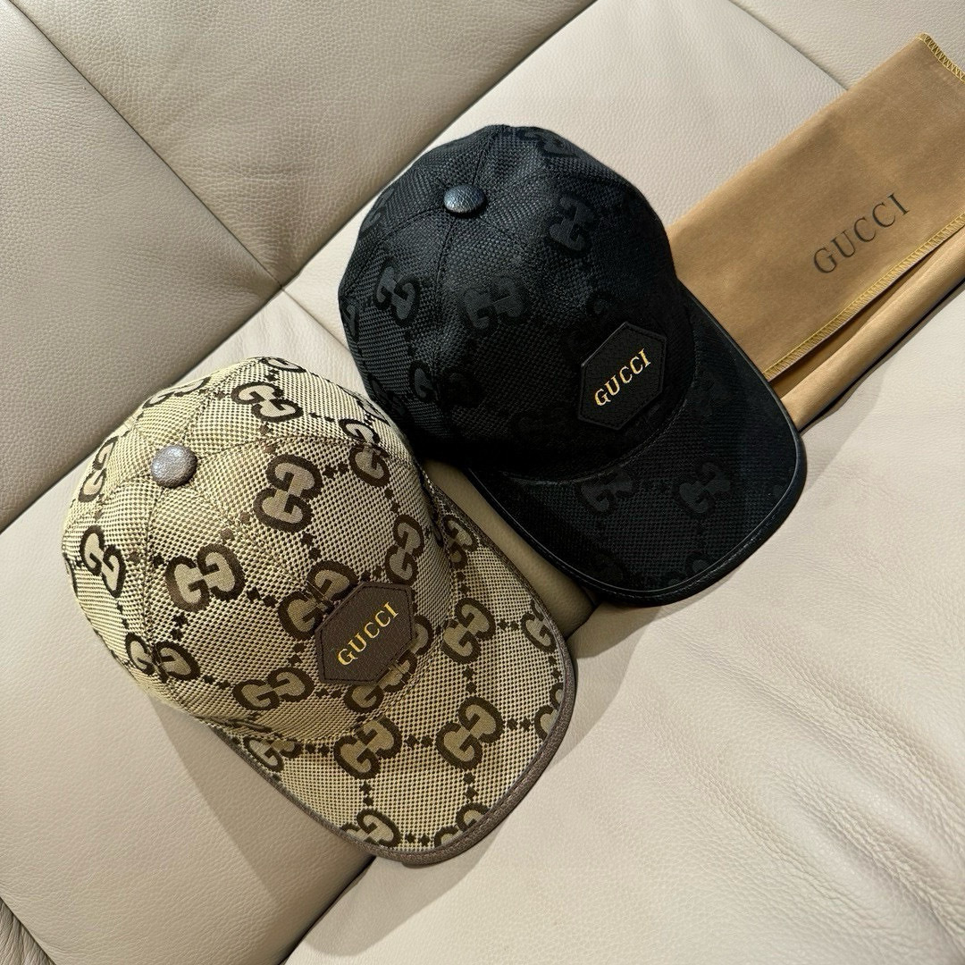 
配包装布袋，Gucci(古奇)新款原单棒球帽，Gucci烫金，专柜最新款，11开模订制，正版开模，原版