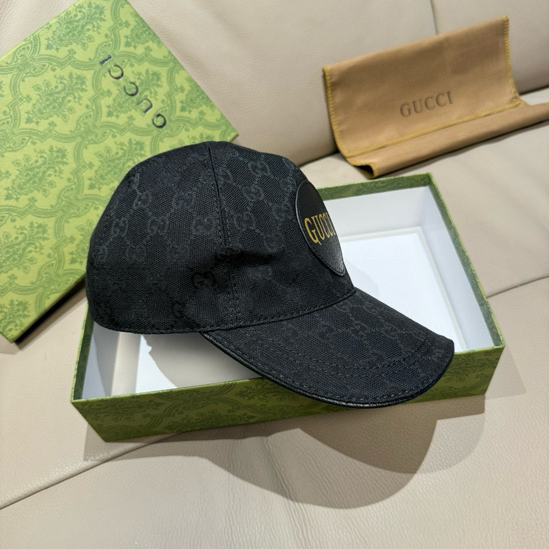
配包装布袋，Gucci(古奇)新款原单棒球帽，Gucci烫金，专柜最新款，11开模订制，正版开模，原版