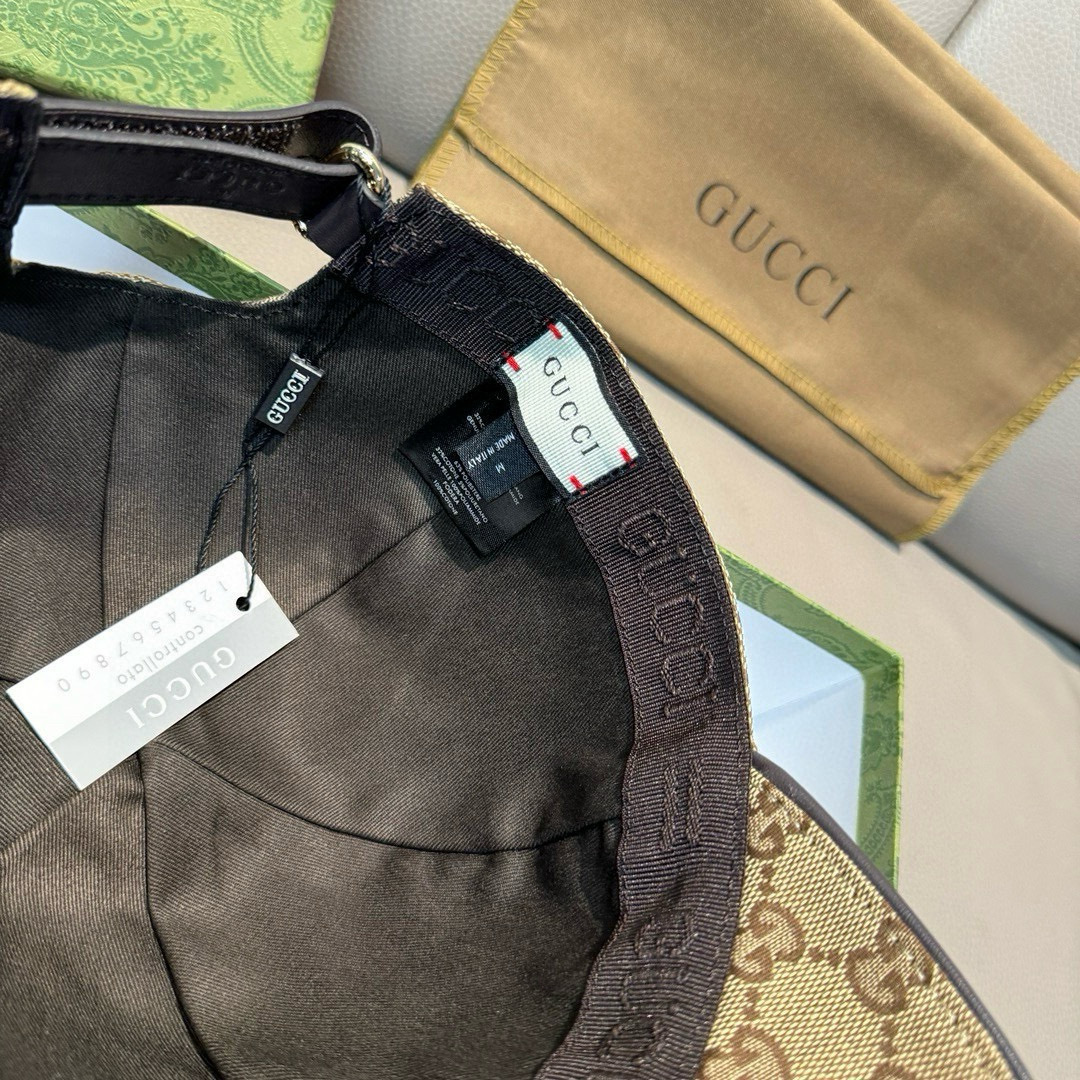 
万年经典款出货！
配盒子布袋，Gucci(古奇)经典原单棒球帽😍😍小蜜蜂，专柜11开模订制，最高版本，