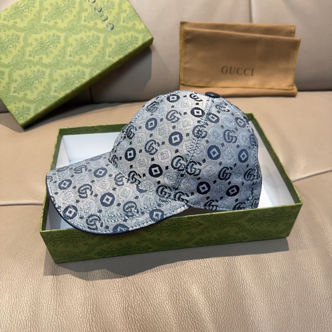 
配包装布袋，Gucci古奇新款原单棒球帽， 双G提花，专柜11开模订制，完美对花，原版帆布面料+头层牛