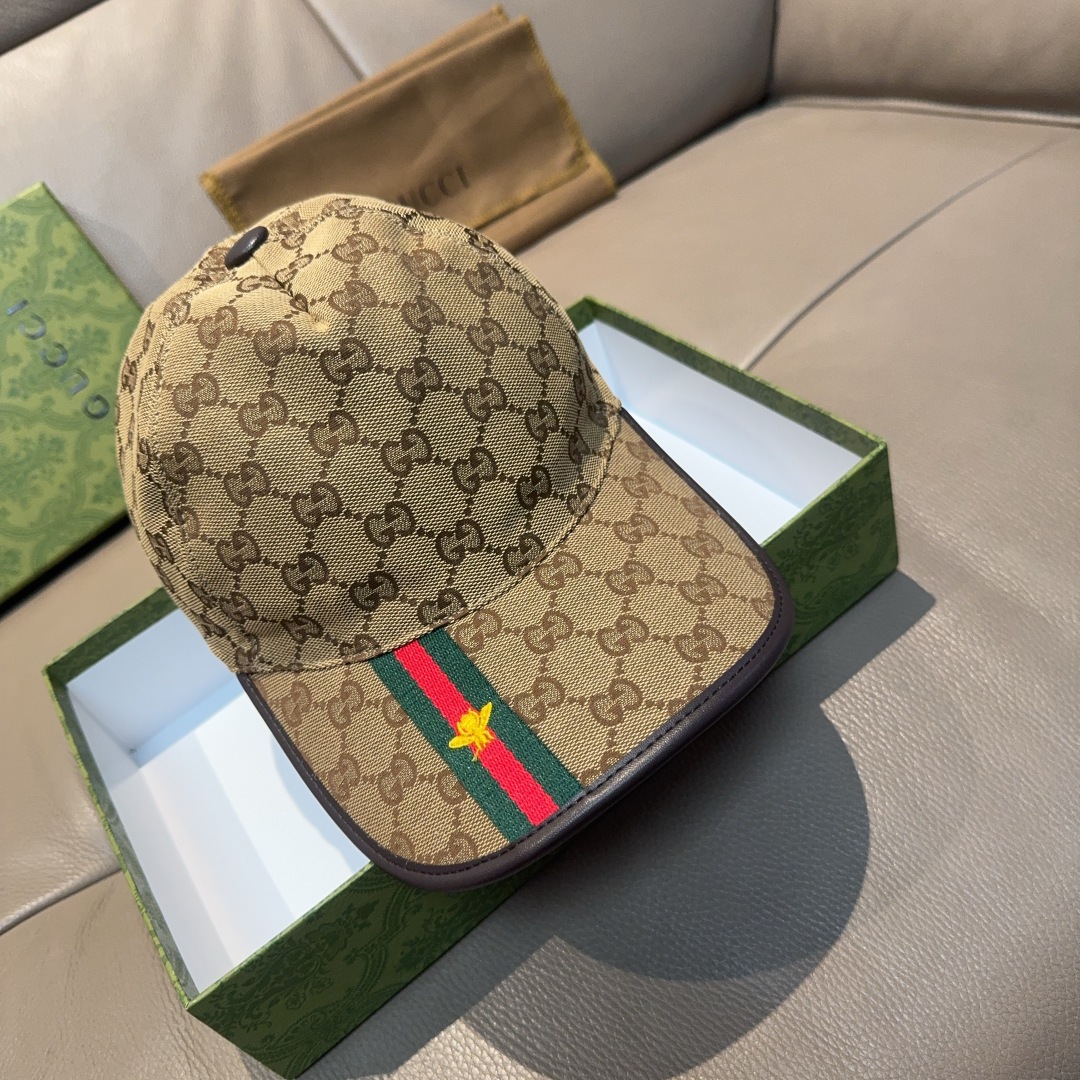 
配盒子布袋，Gucci(古奇)最新原单棒球帽，蜜蜂织带。专柜11开模订制，最高版本，原版帆布料+头层牛