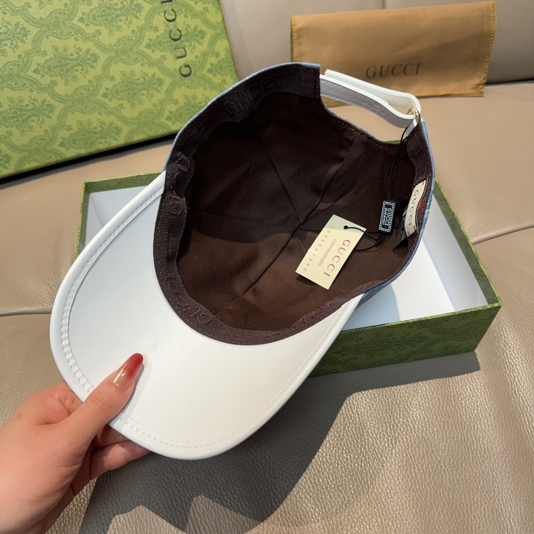
配盒子布袋，Gucci(古奇)新款原单棒球帽， 大双G拼皮，专柜热卖款，11开模订制，原版帆布料+头层