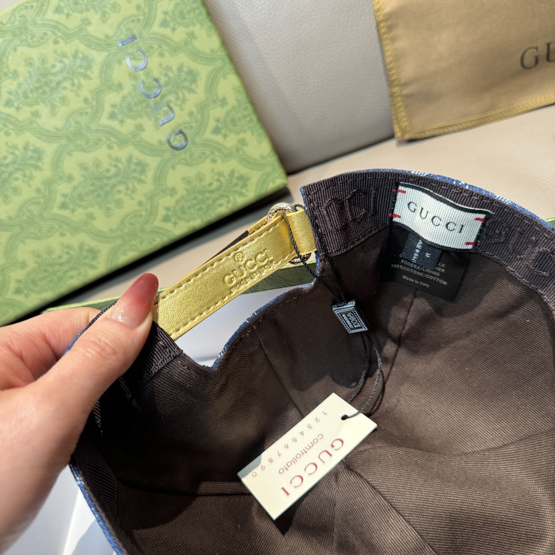 
配盒子布袋，Gucci(古奇)新款原单棒球帽， 大双G拼皮，专柜热卖款，11开模订制，原版帆布料+头层