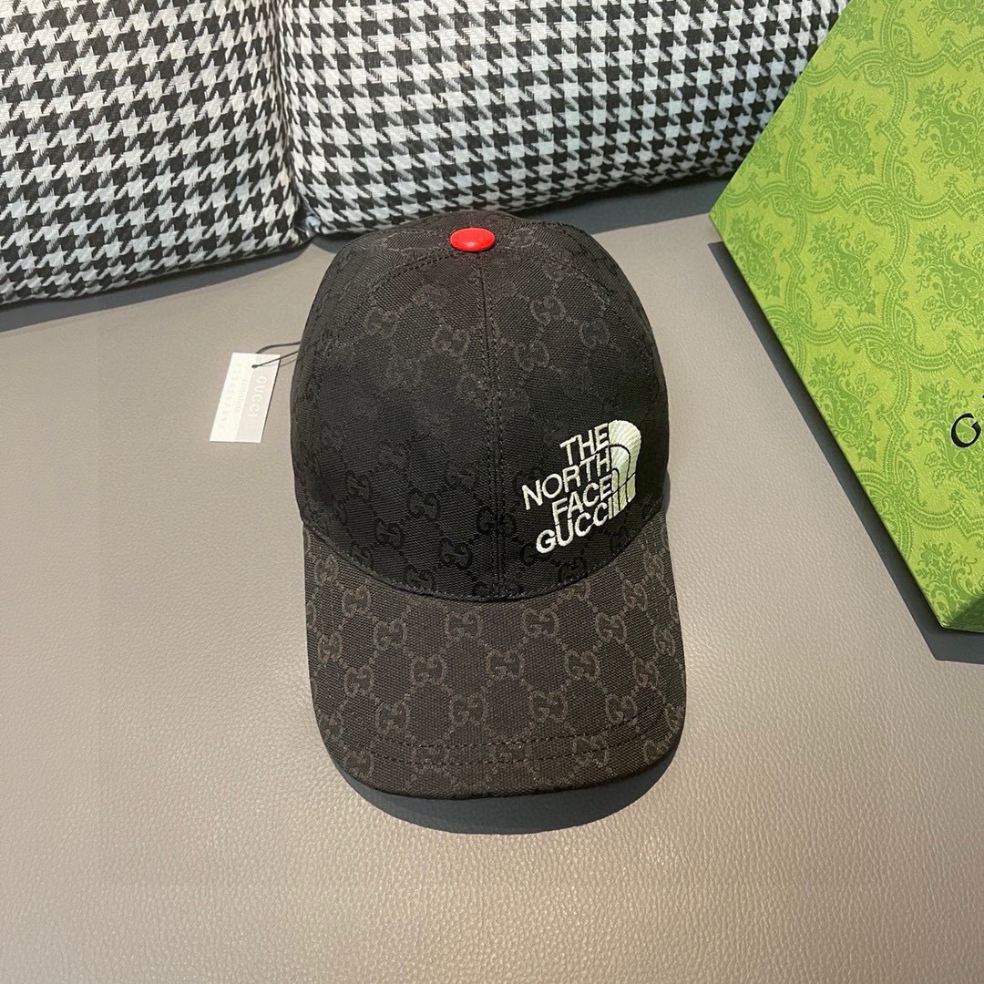 
配盒子布袋，Gucci(古奇)新款原单棒球帽， 北面刺绣！专柜11，进口帆布+头层牛皮，代购热门，男女
