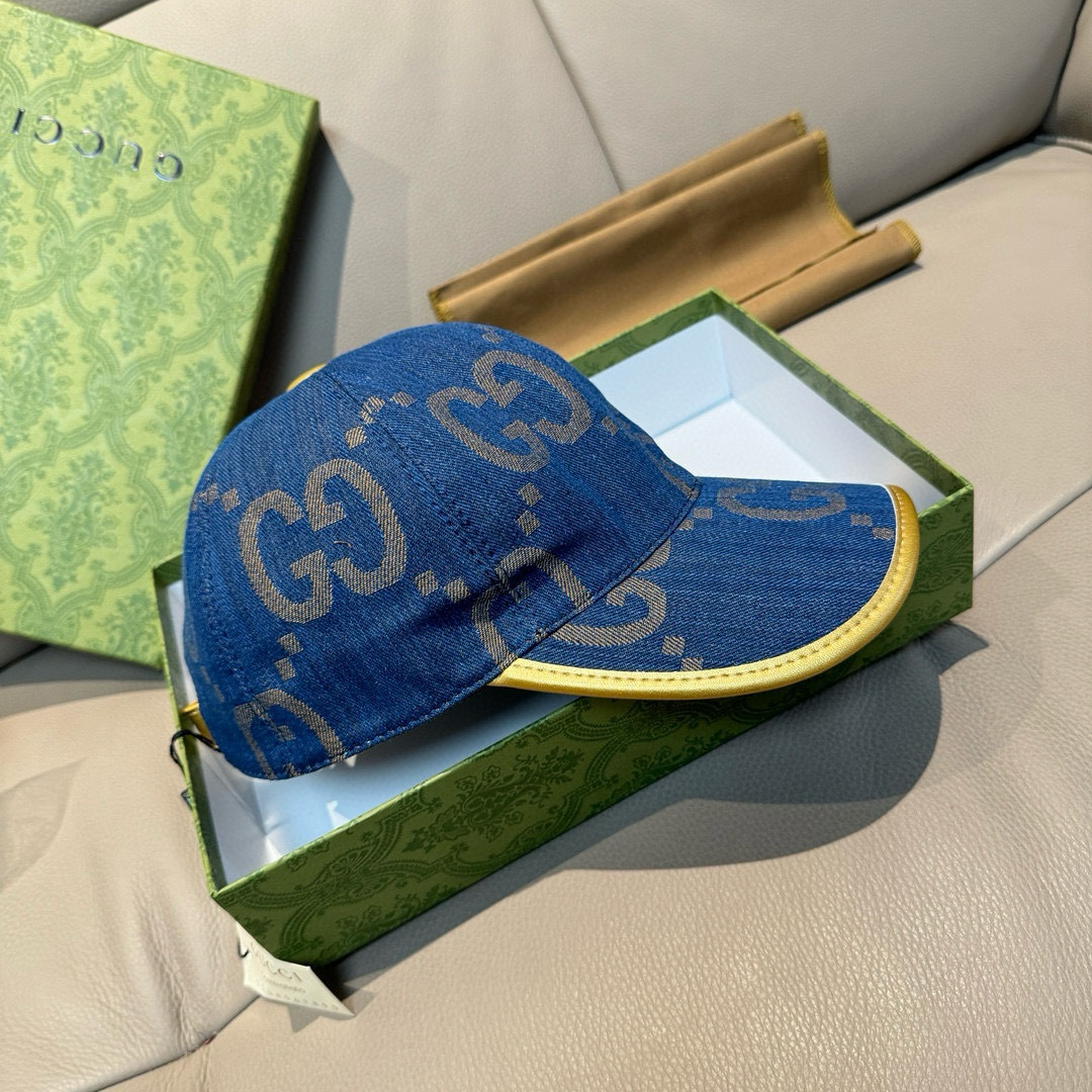 
配包装布袋，Gucci古奇新款原单棒球帽， 大双G，专柜11开模订制，完美对花，原版帆布面料+头层牛皮