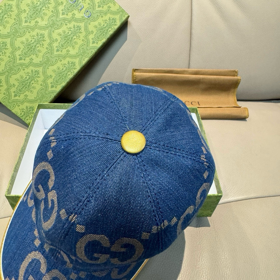 
配包装布袋，Gucci古奇新款原单棒球帽， 大双G，专柜11开模订制，完美对花，原版帆布面料+头层牛皮