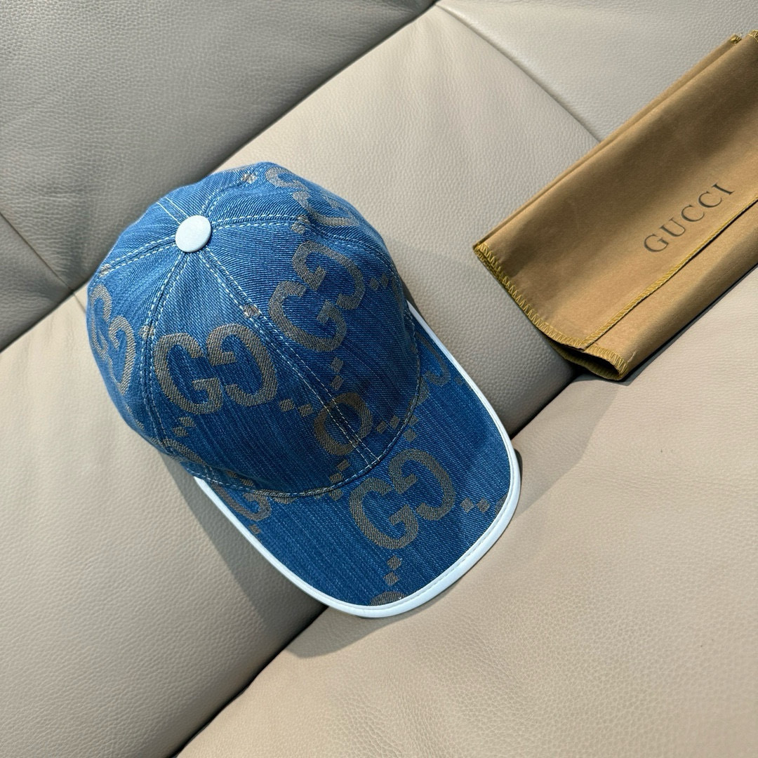 
配包装布袋，Gucci古奇新款原单棒球帽， 大双G，专柜11开模订制，完美对花，原版帆布面料+头层牛皮