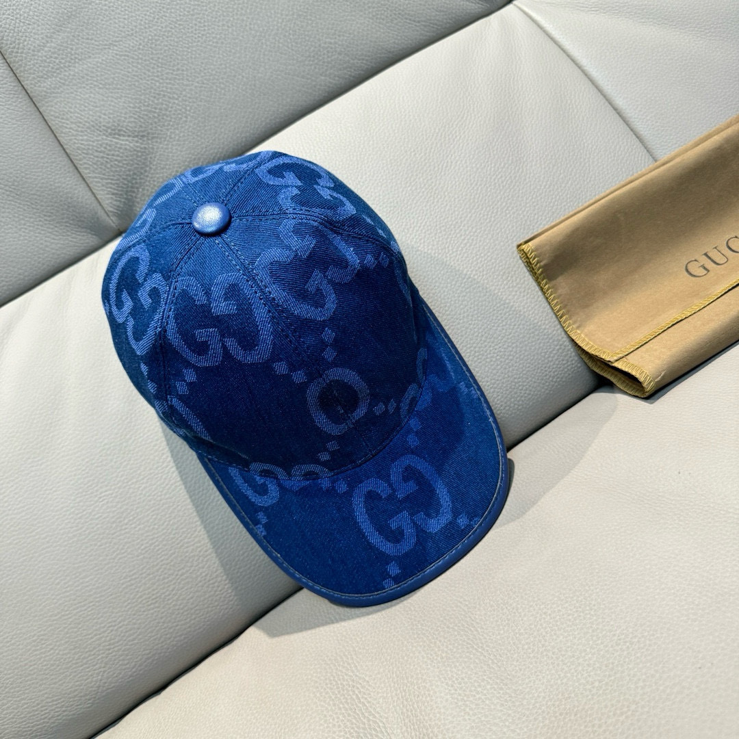 
配包装布袋，Gucci古奇新款原单棒球帽， 大双G，专柜11开模订制，完美对花，原版帆布面料+头层牛皮