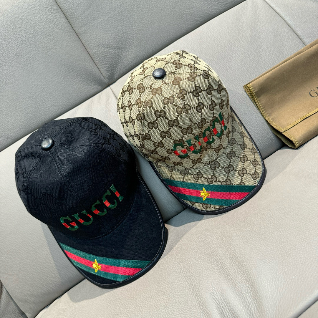 
配盒子布袋，Gucci(古奇)新款原单棒球帽，11开模订制，重工刺绣，细节可媲美专柜，原版帆布料+头层