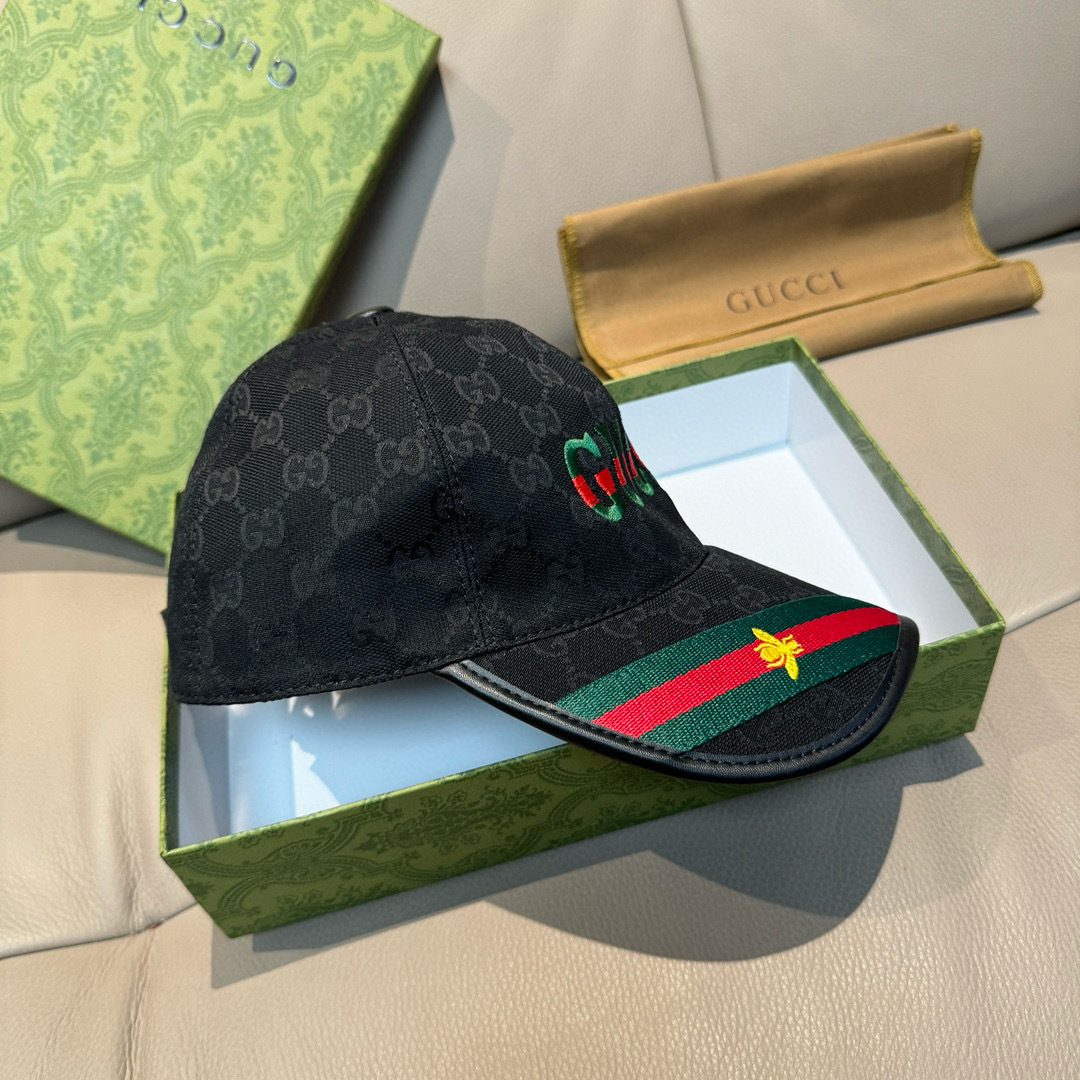 
配盒子布袋，Gucci(古奇)新款原单棒球帽，11开模订制，重工刺绣，细节可媲美专柜，原版帆布料+头层