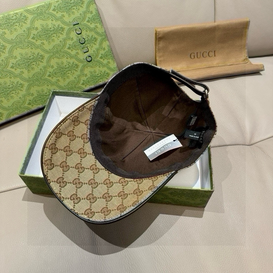
万年经典款新色出货！
配盒子布袋，Gucci(古奇)经典原单棒球帽😍😍专柜11开模订制，最高版本，原版