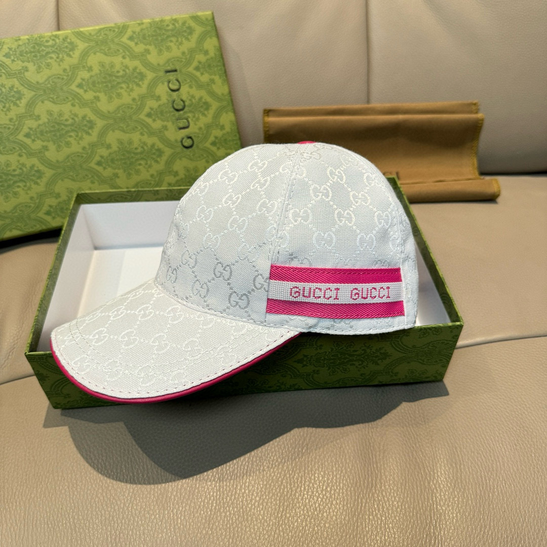 
配盒子布袋，Gucci(古奇)春夏新款原单棒球帽， logo织带，11开模订制，原版帆布料+头层牛皮，